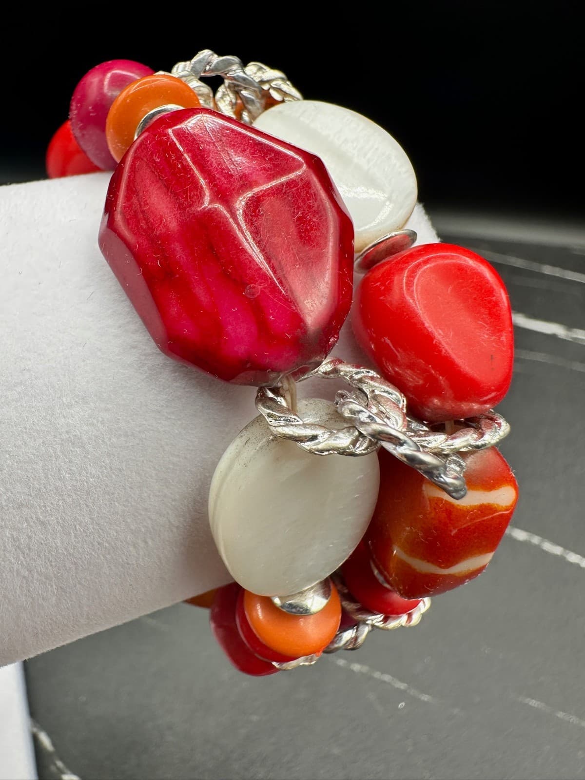 Vintage Silver-Tone Red Shell Triple-Strand Beaded Station Necklace Bracelet Set - Thumbnail 11