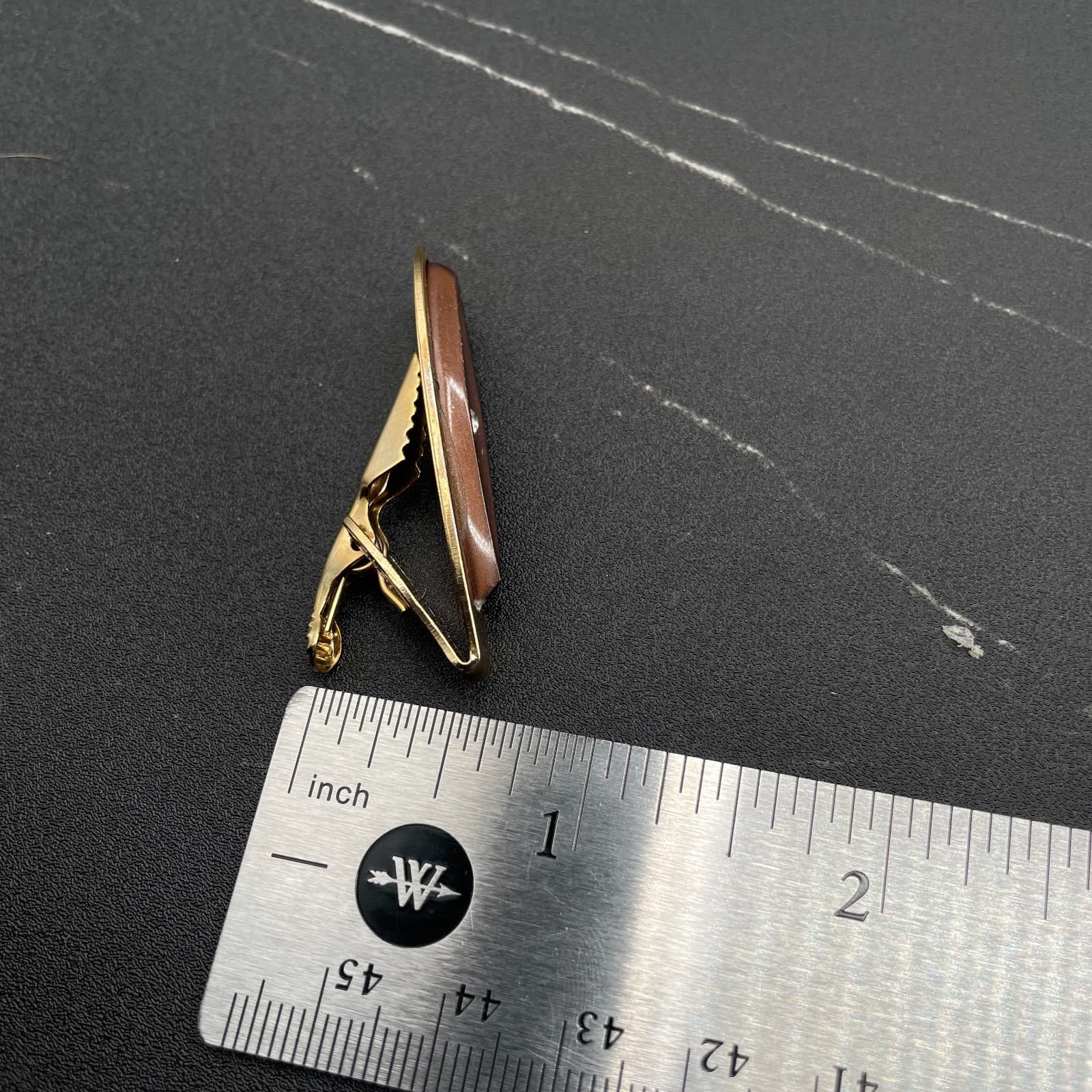 VTG Gold Tone Tie Clip Bar Dark Brown Resin Inlay Rhinestone Mid Century Style - Thumbnail 7