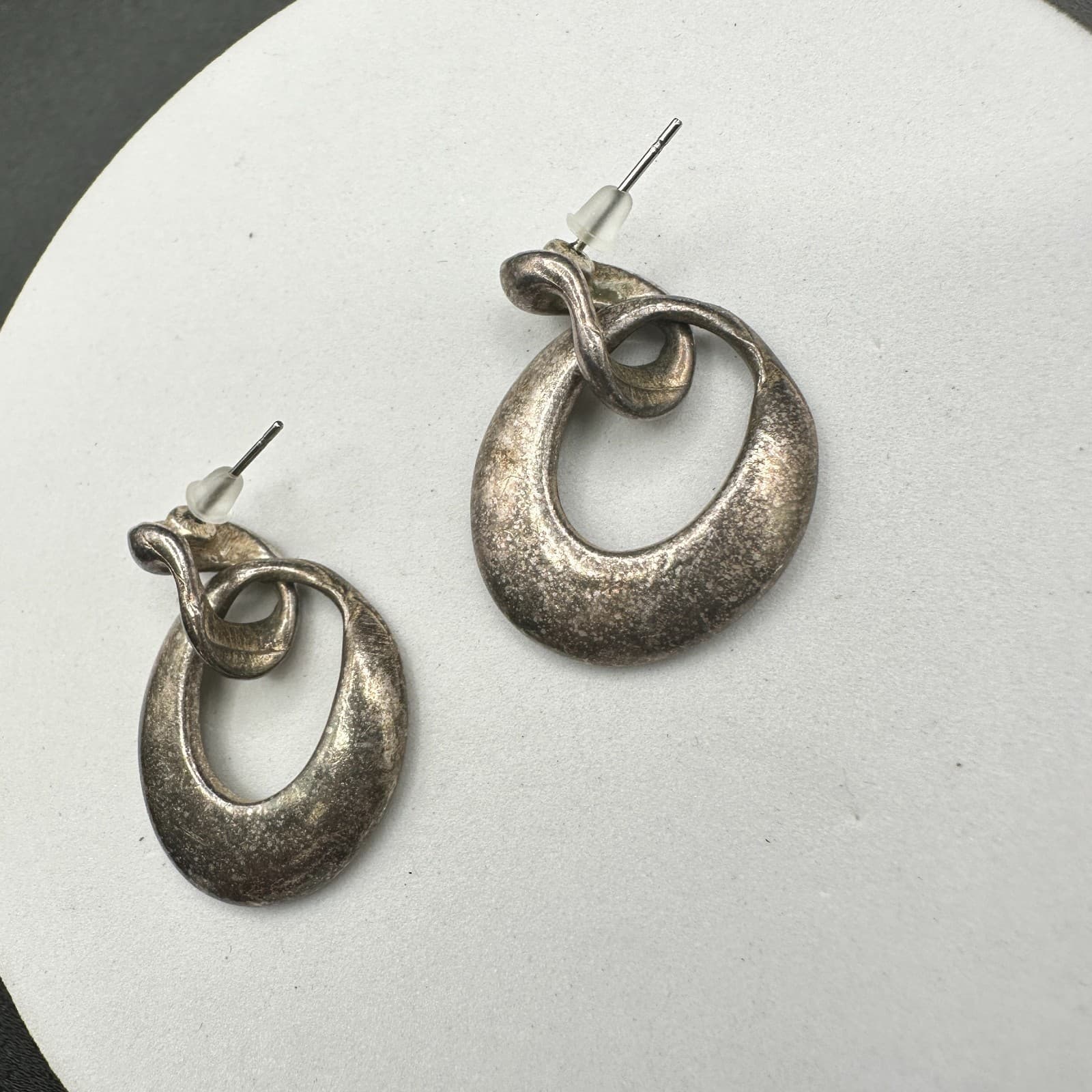 VTG Silver Tone Abstract Knot Oval Drop Earrings Textured Statement Pierced - Thumbnail 13
