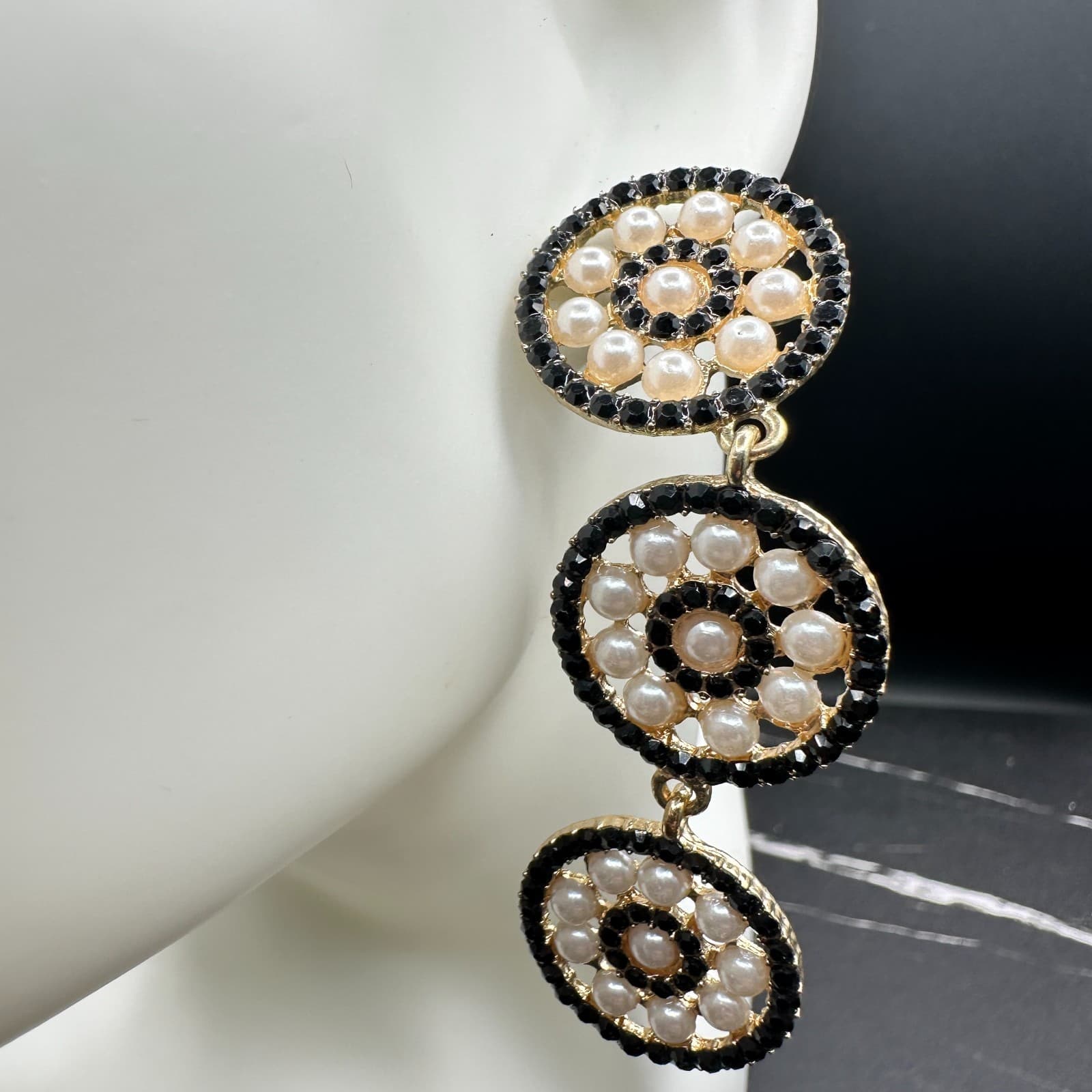VTG Gold Tone Triple Circle Drop Earrings Black Rhinestone &Faux Pearl Statement - Thumbnail 5