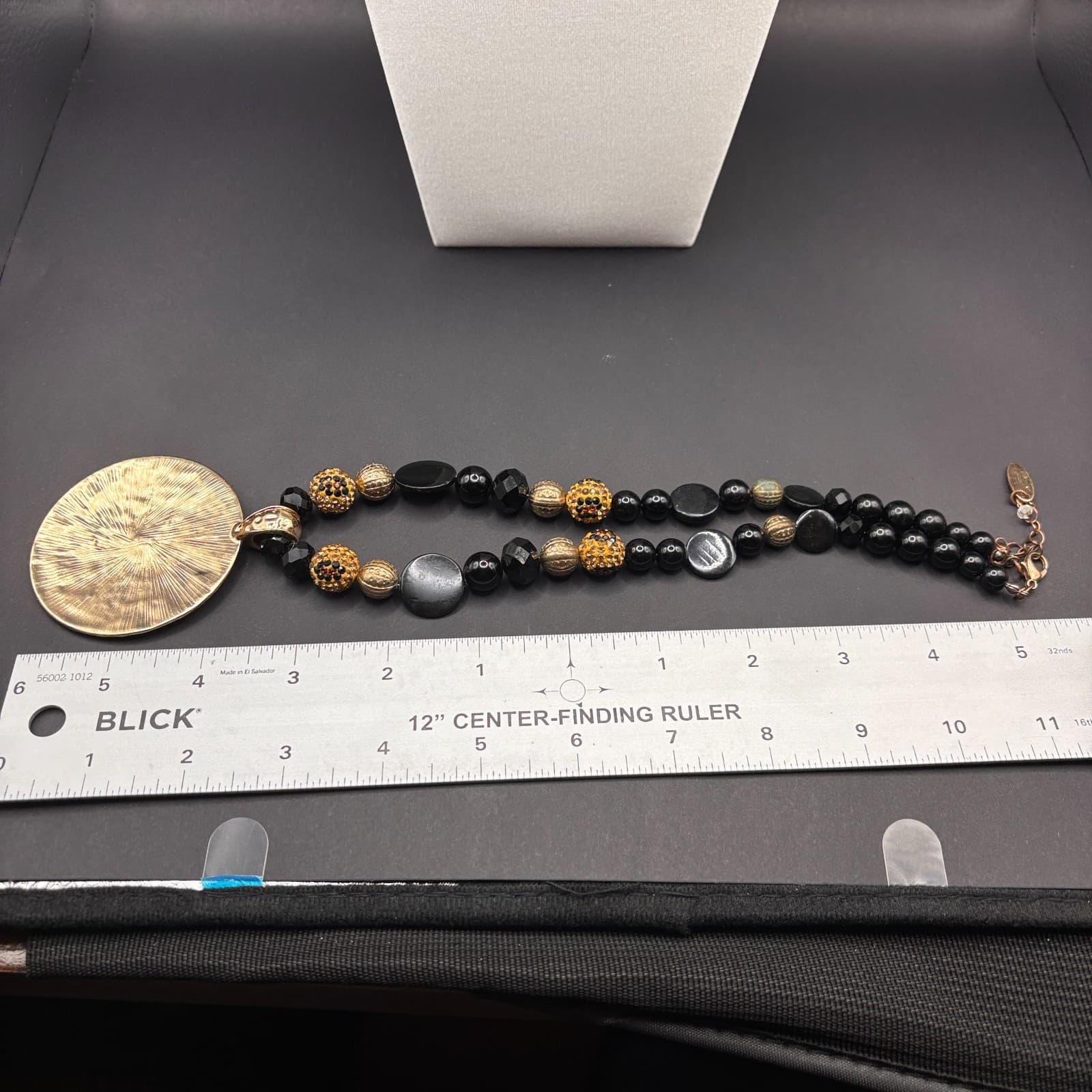 Vintage Gold Black Chunky Necklace Hammered Pendant Resin Crystal Beaded Jules - Thumbnail 11