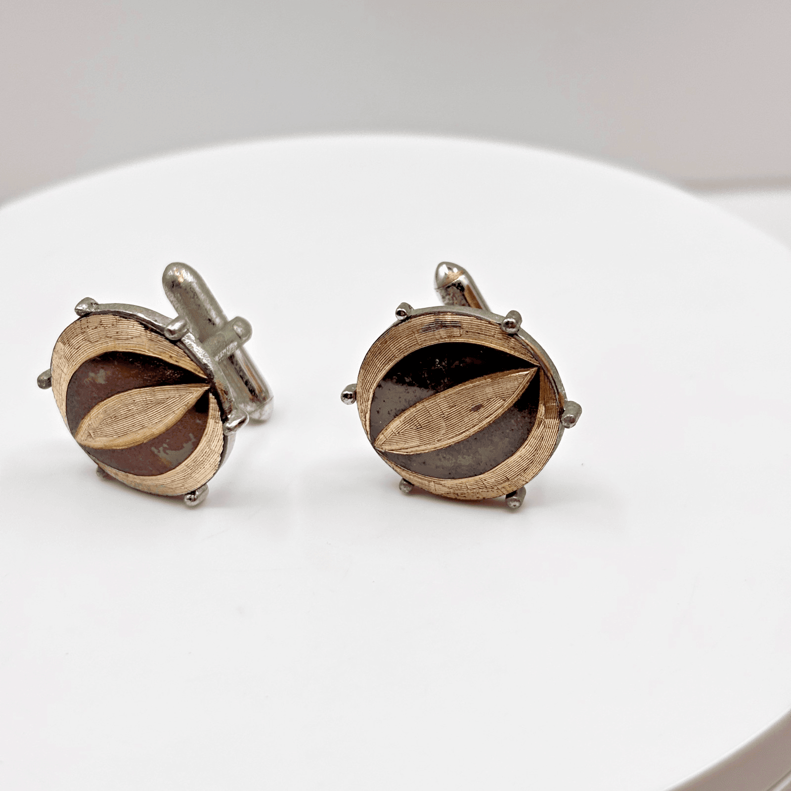 VTG Swank Cufflinks Silver Tone Abstract Leaf Eye Design Mod Mid Century Men's - Image 1