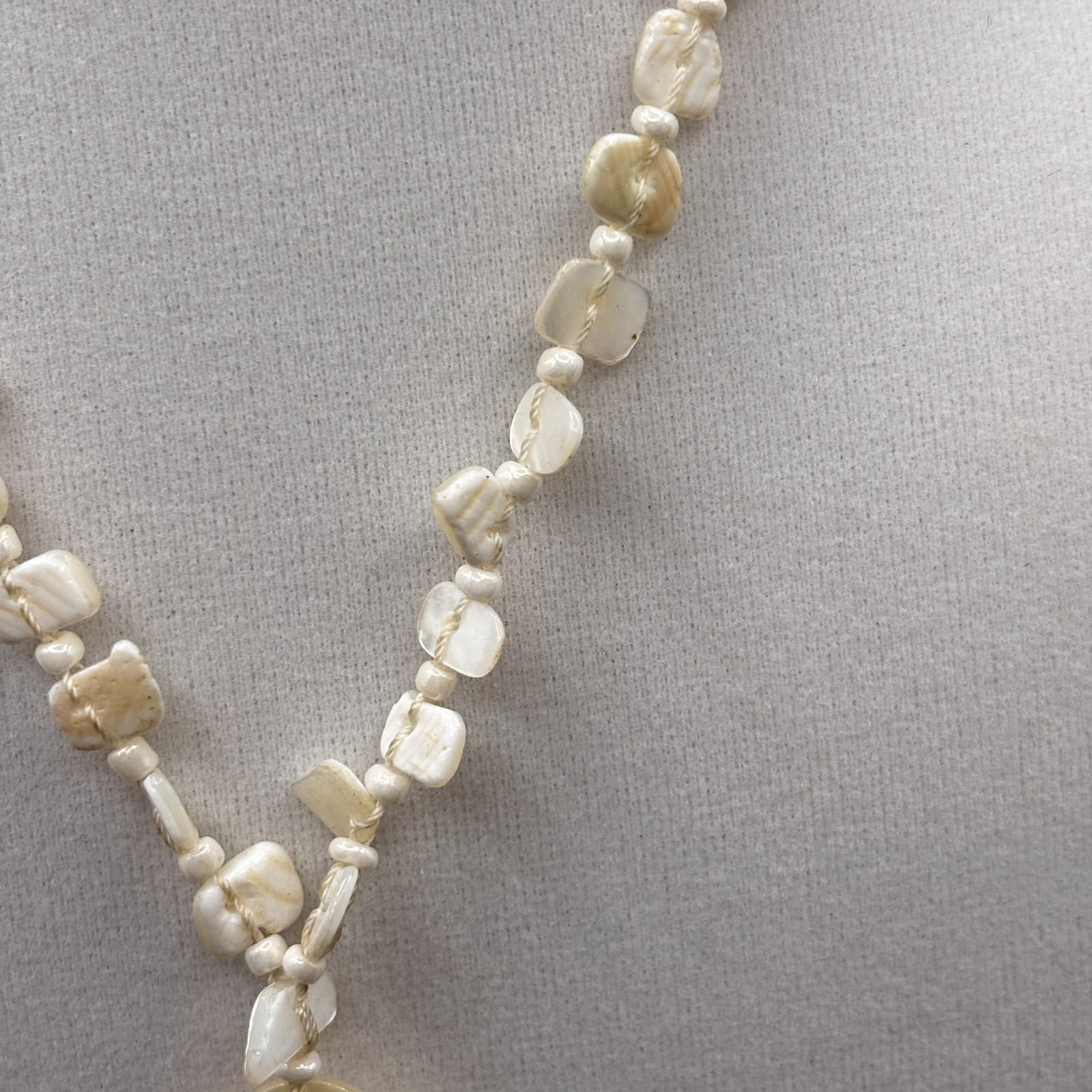 Vintage Boho Wood Bead Mother of Pearl Pendant Necklace Beach Tribal Jewelry - Thumbnail 5