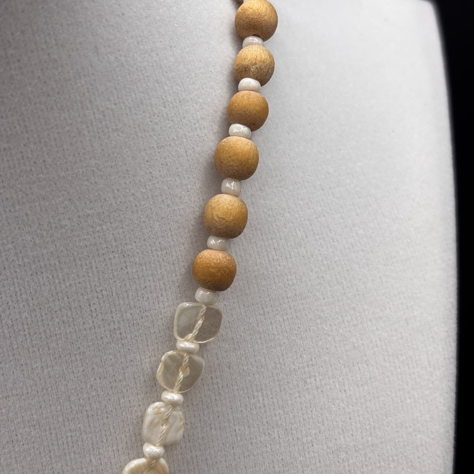 Vintage Boho Wood Bead Mother of Pearl Pendant Necklace Beach Tribal Jewelry - Thumbnail 7