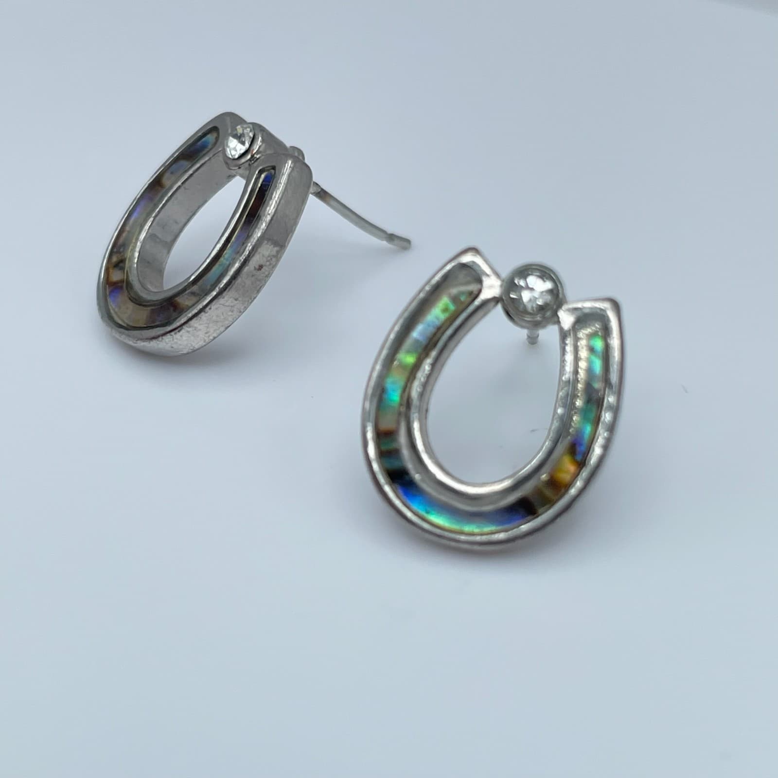 Vintage 80s Silver-Tone Abalone Accent Horseshoe Stud Earrings Jewelry - Thumbnail 3