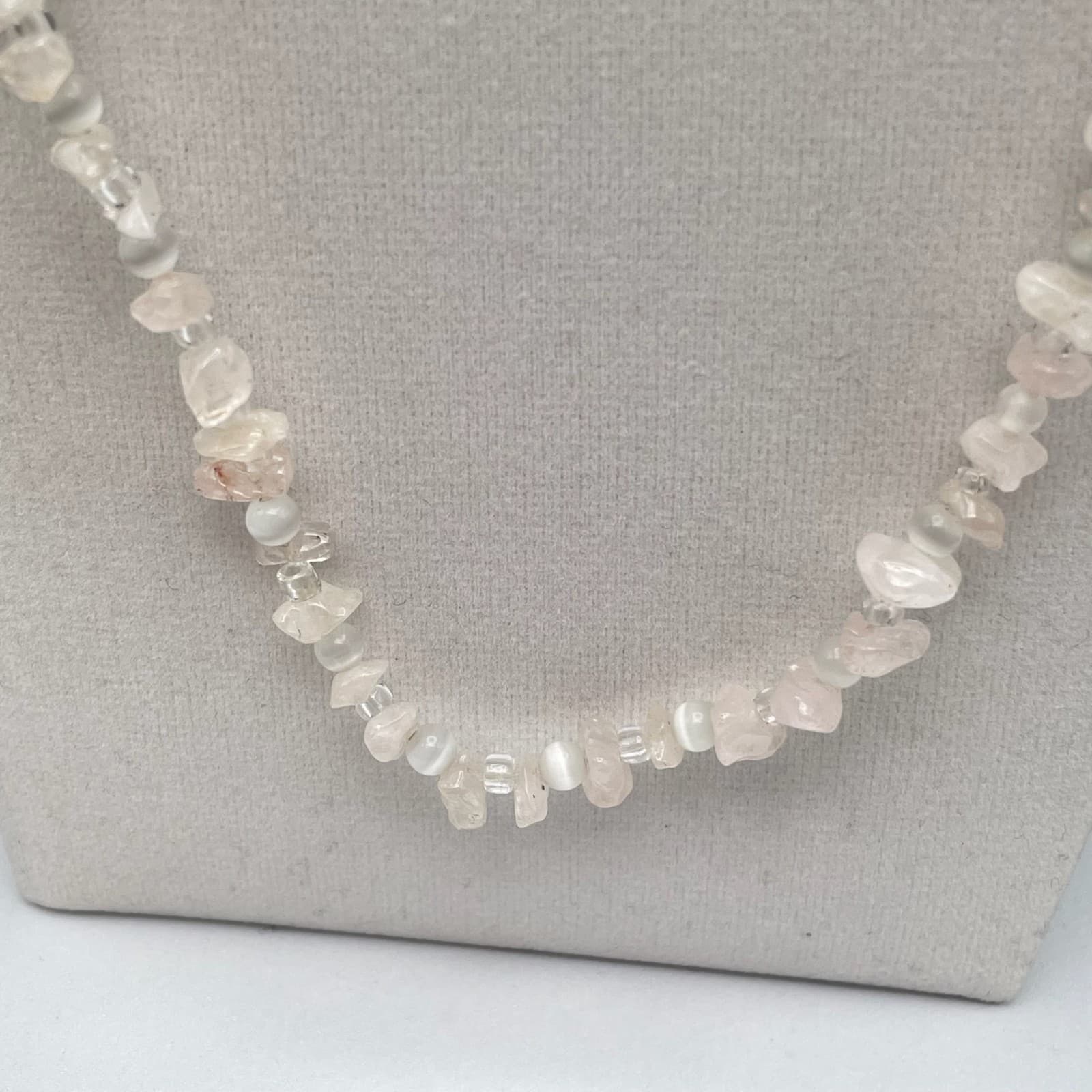 Vintage Genuine Natural Rose Quartz Tumbled Stone Chip Polished Beaded Necklace - Thumbnail 6
