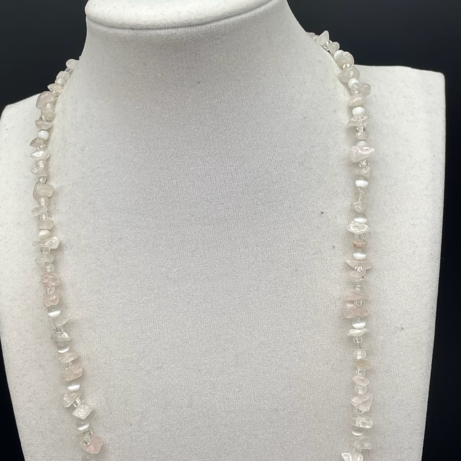 Vintage Genuine Natural Rose Quartz Tumbled Stone Chip Polished Beaded Necklace - Thumbnail 4
