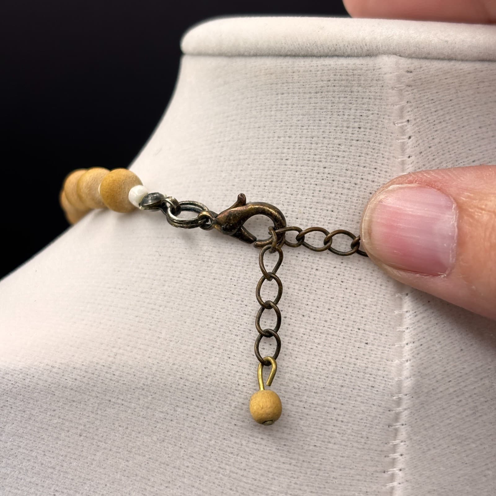 Vintage Boho Wood Bead Mother of Pearl Pendant Necklace Beach Tribal Jewelry - Thumbnail 11