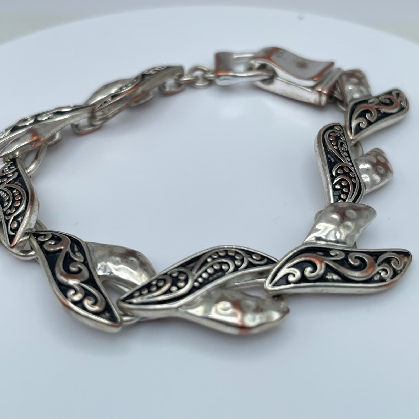 Vintage 80s Silver-Tone Hammered Enamel Abstract Link Statement Bracelet Jewelry - Thumbnail 2