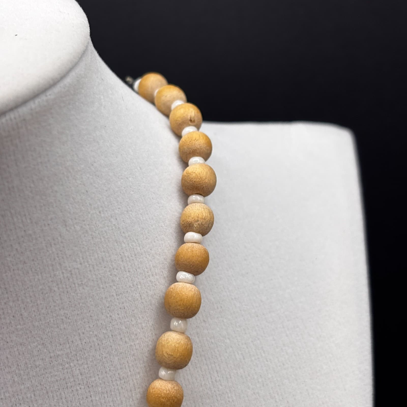 Vintage Boho Wood Bead Mother of Pearl Pendant Necklace Beach Tribal Jewelry - Thumbnail 9