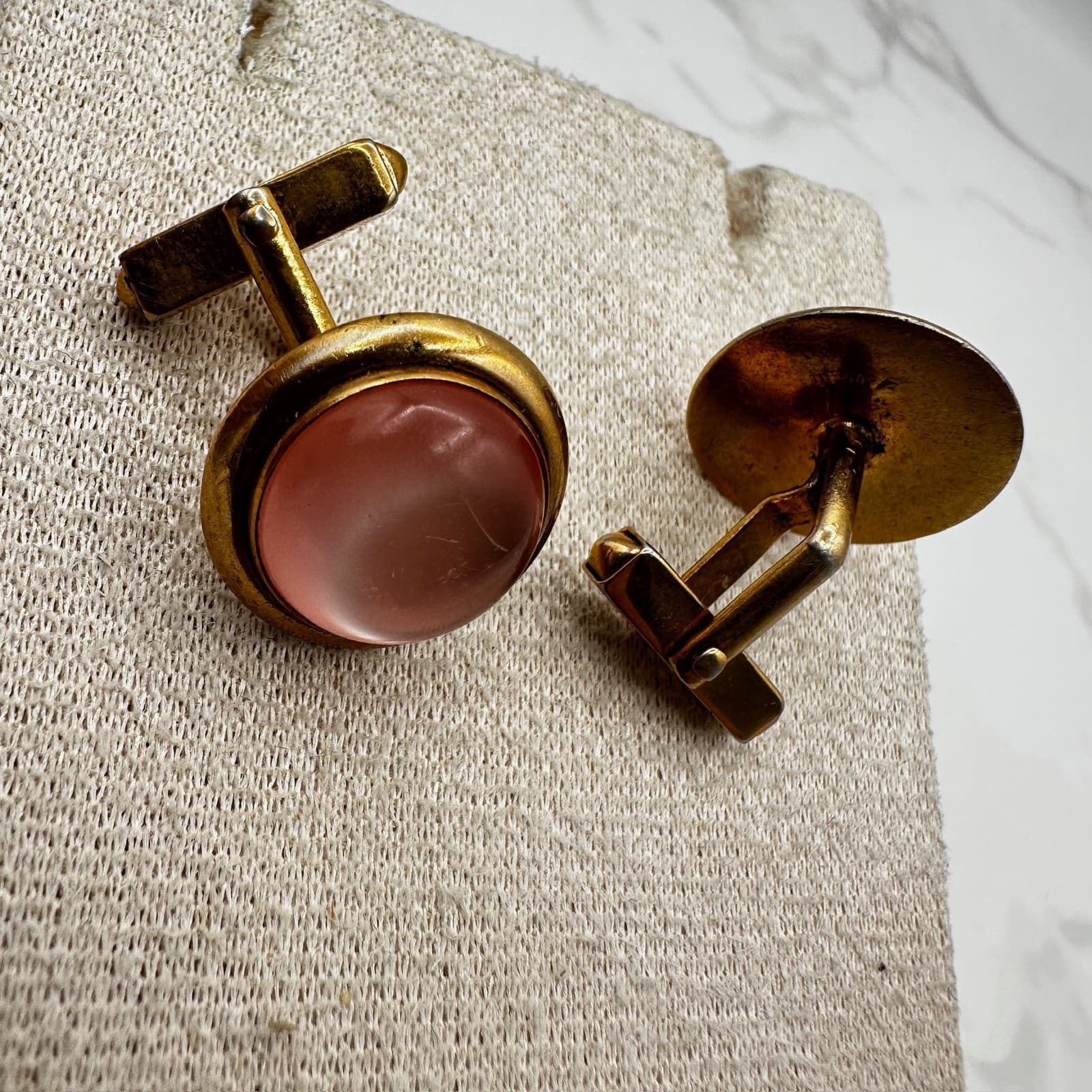 Vintage Gold Tone Pink Red Cabochon Cufflinks Round - Thumbnail 2