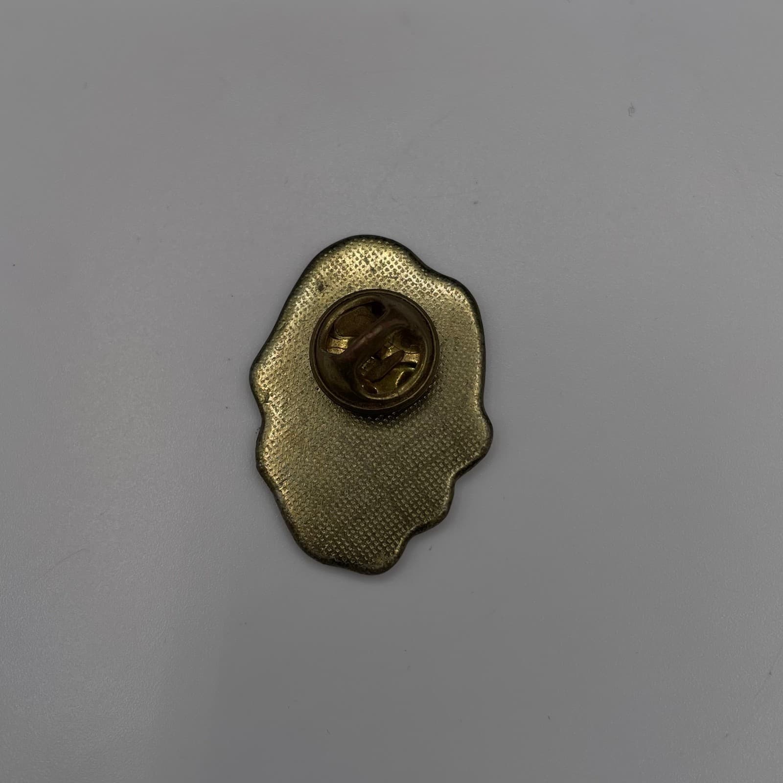 VTG Angel Lapel BroochPin Cherub Guardian Religious Icon Resin Gold Tone - Thumbnail 5