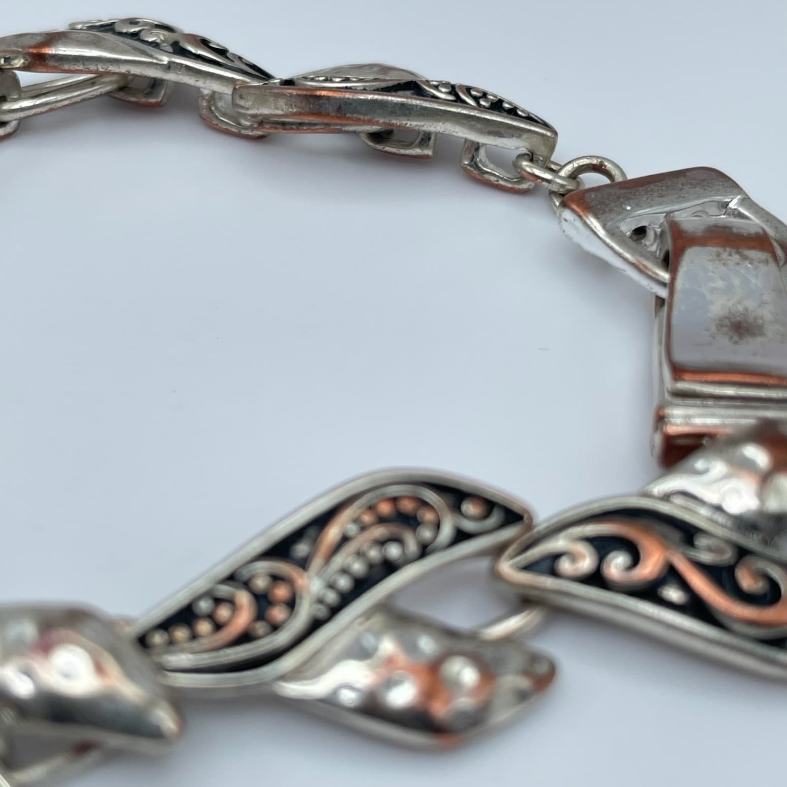 Vintage 80s Silver-Tone Hammered Enamel Abstract Link Statement Bracelet Jewelry - Thumbnail 4