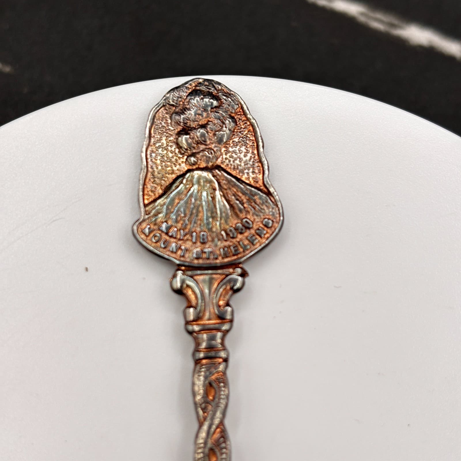 VTG 80s Mount St. Helens Souvenir Collector Spoon Volcano Eruption Silver Tone - Thumbnail 3