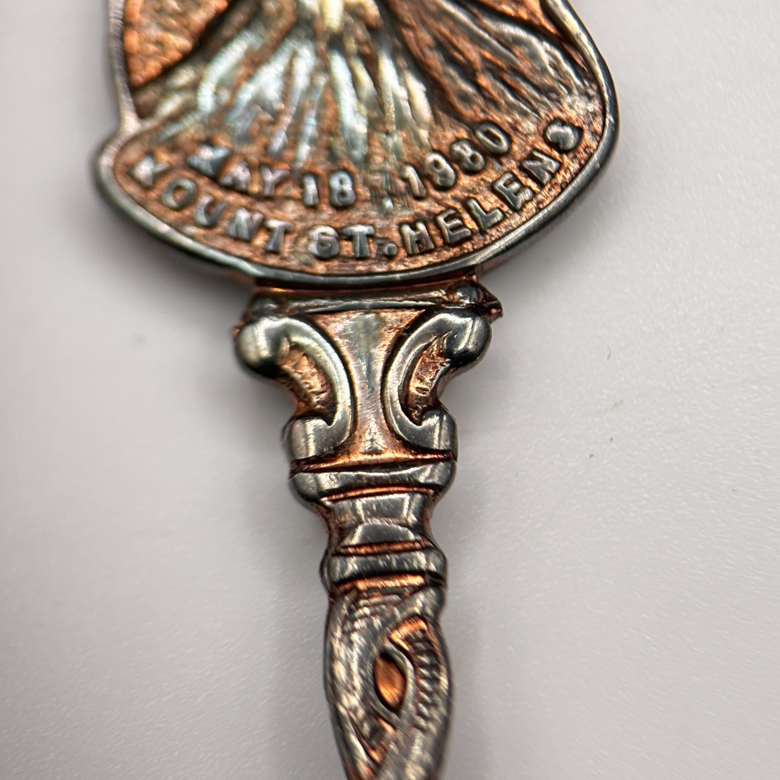 VTG 80s Mount St. Helens Souvenir Collector Spoon Volcano Eruption Silver Tone - Thumbnail 5