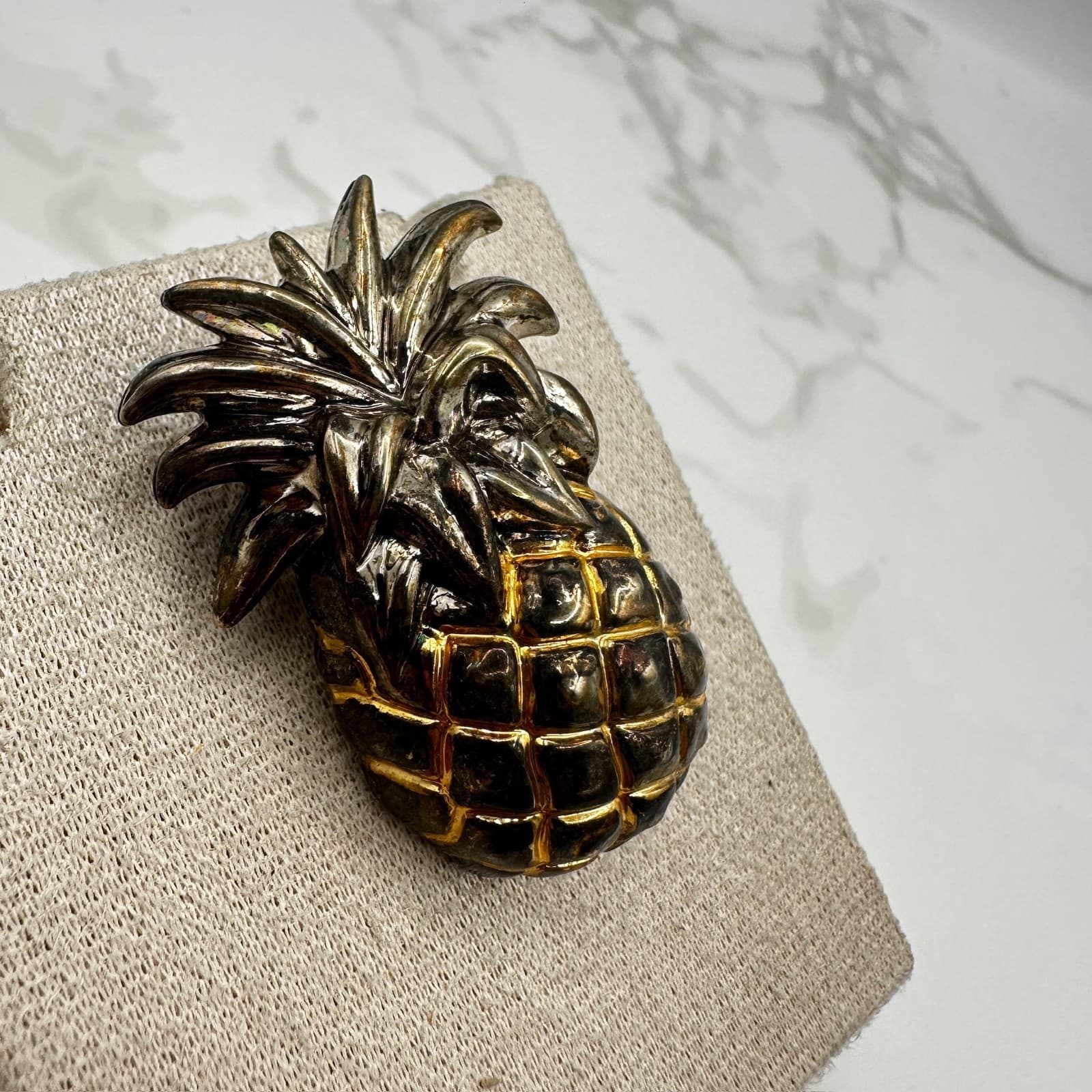 Vintage Gold Tone Textured Pineapple Brooch Pin Fruit Tropical Y2K 90s - Thumbnail 4