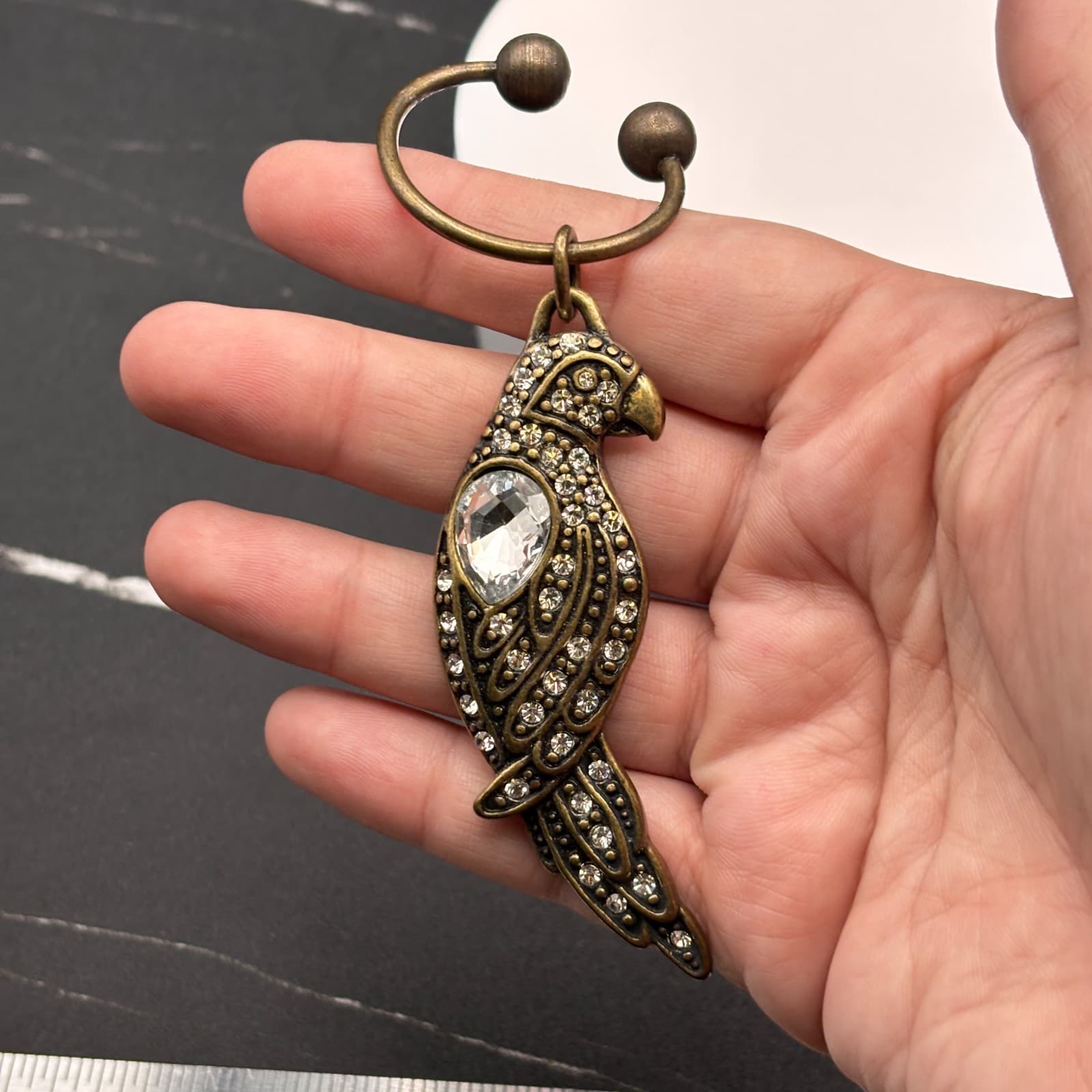 Chico’s Parrot Crystal Keychain Bronze Tone Rhinestone Bird Bag Charm Jewelry - Thumbnail 8