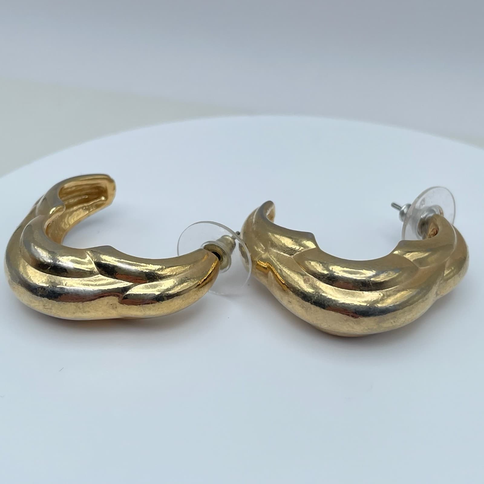 Vintage 80 Chunky Gold Puffy Sculptural Wavy Crescent Moon Hoop Earrings Jewelry - Thumbnail 7