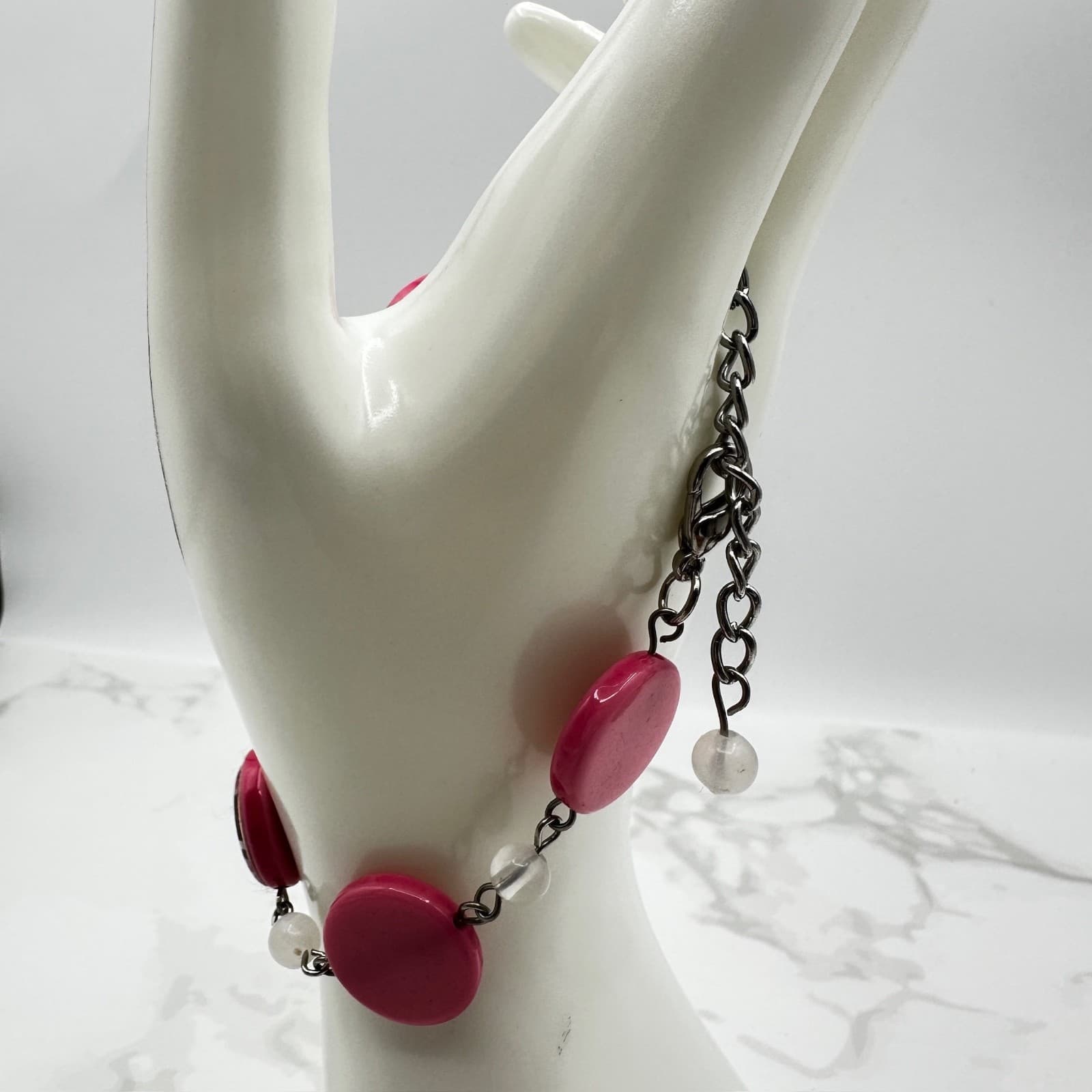 Vintage Pebbles Inc Red Pink White Beaded Charm Bracelet Letter P Silver Tone - Thumbnail 3