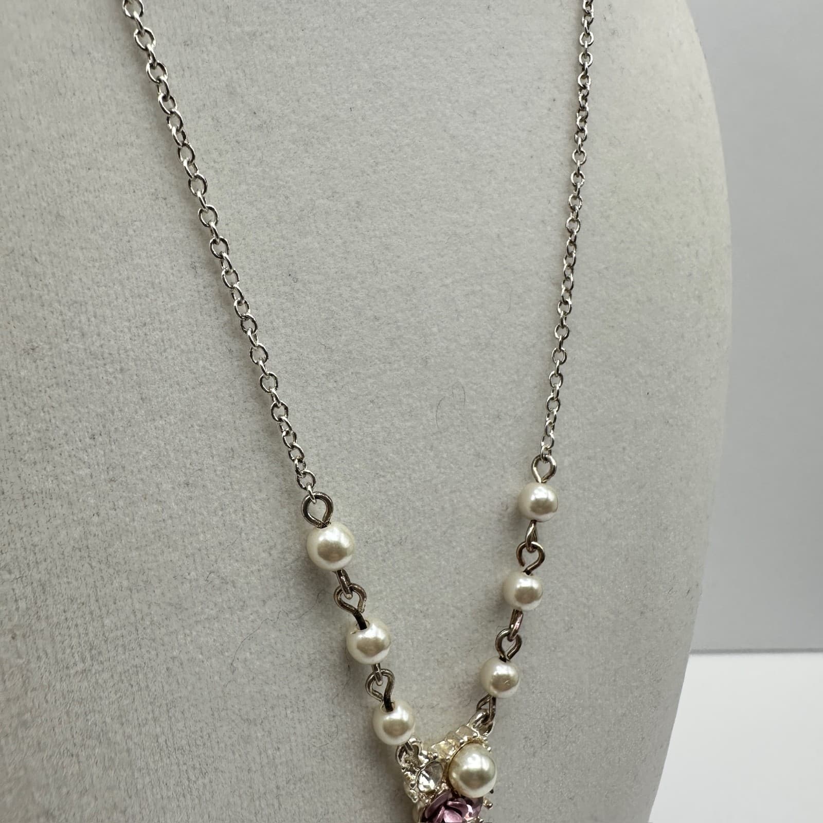 Vintage Y2K Pearl Pink Rhinestone Pendant Necklace Silver Tone Chain Teardrop - Thumbnail 4