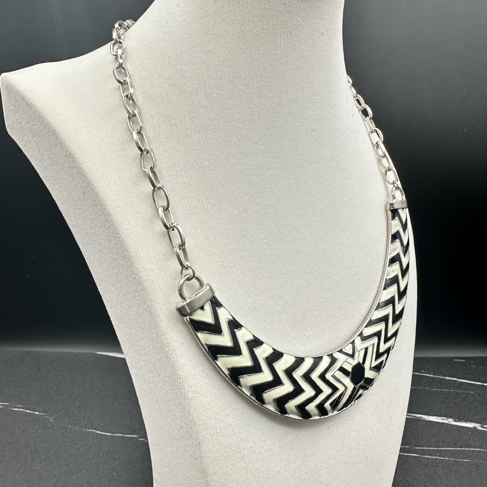 Vintage Cookie Lee Aztec Tribal Enamel Bib Collar Necklace Black White Boho Y2k - Thumbnail 2