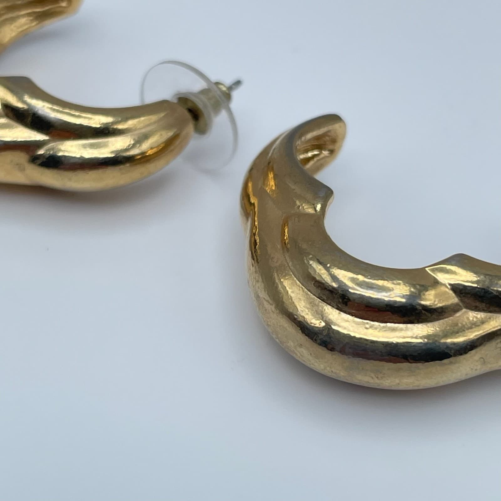 Vintage 80 Chunky Gold Puffy Sculptural Wavy Crescent Moon Hoop Earrings Jewelry - Thumbnail 9
