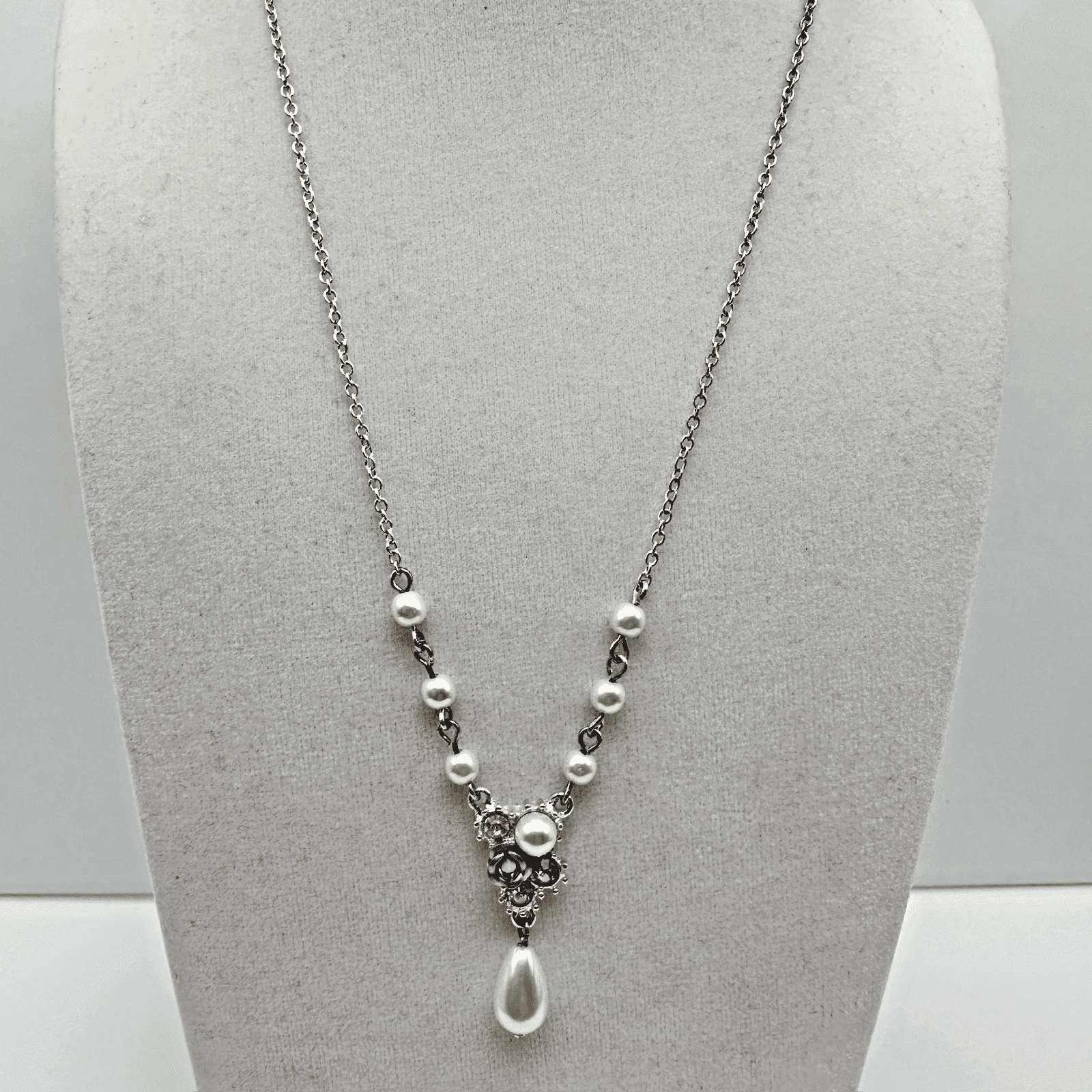 Vintage Y2K Pearl Pink Rhinestone Pendant Necklace Silver Tone Chain Teardrop - Thumbnail 2