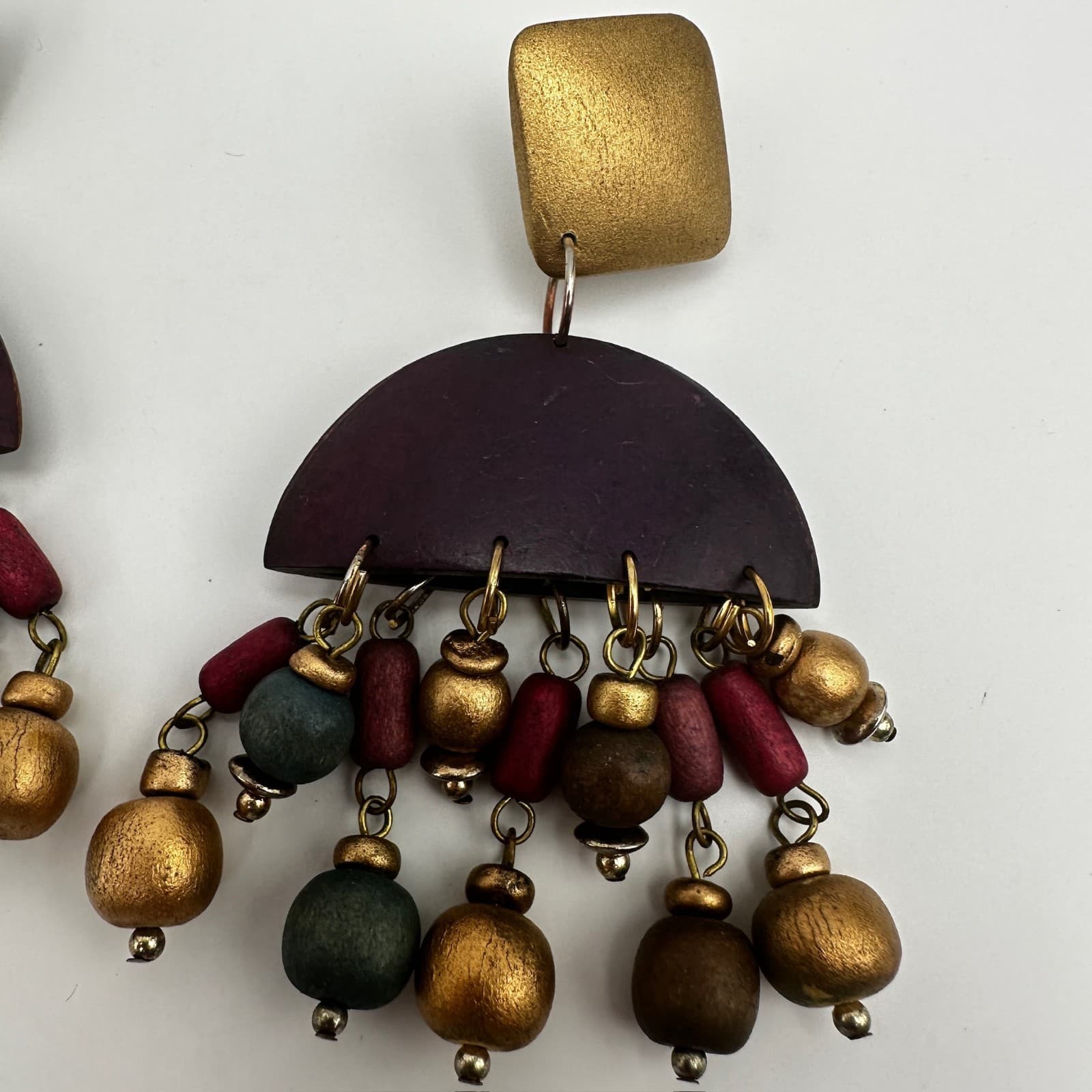 Vintage 80s Bohemian wood dangle drop earrings gold tone beads statement Jewelry - Thumbnail 4