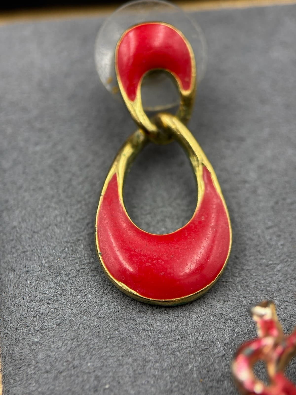 Vintage VTG Gold Tone Spooky Spider Red Enamel Brooch Set with Clip Doorknocker - Thumbnail 3