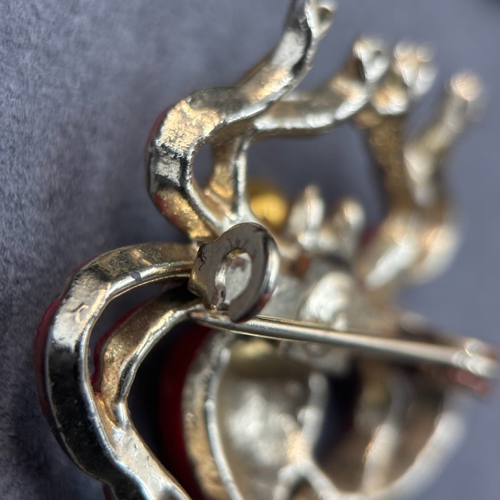 Vintage VTG Gold Tone Spooky Spider Red Enamel Brooch Set with Clip Doorknocker - Thumbnail 11