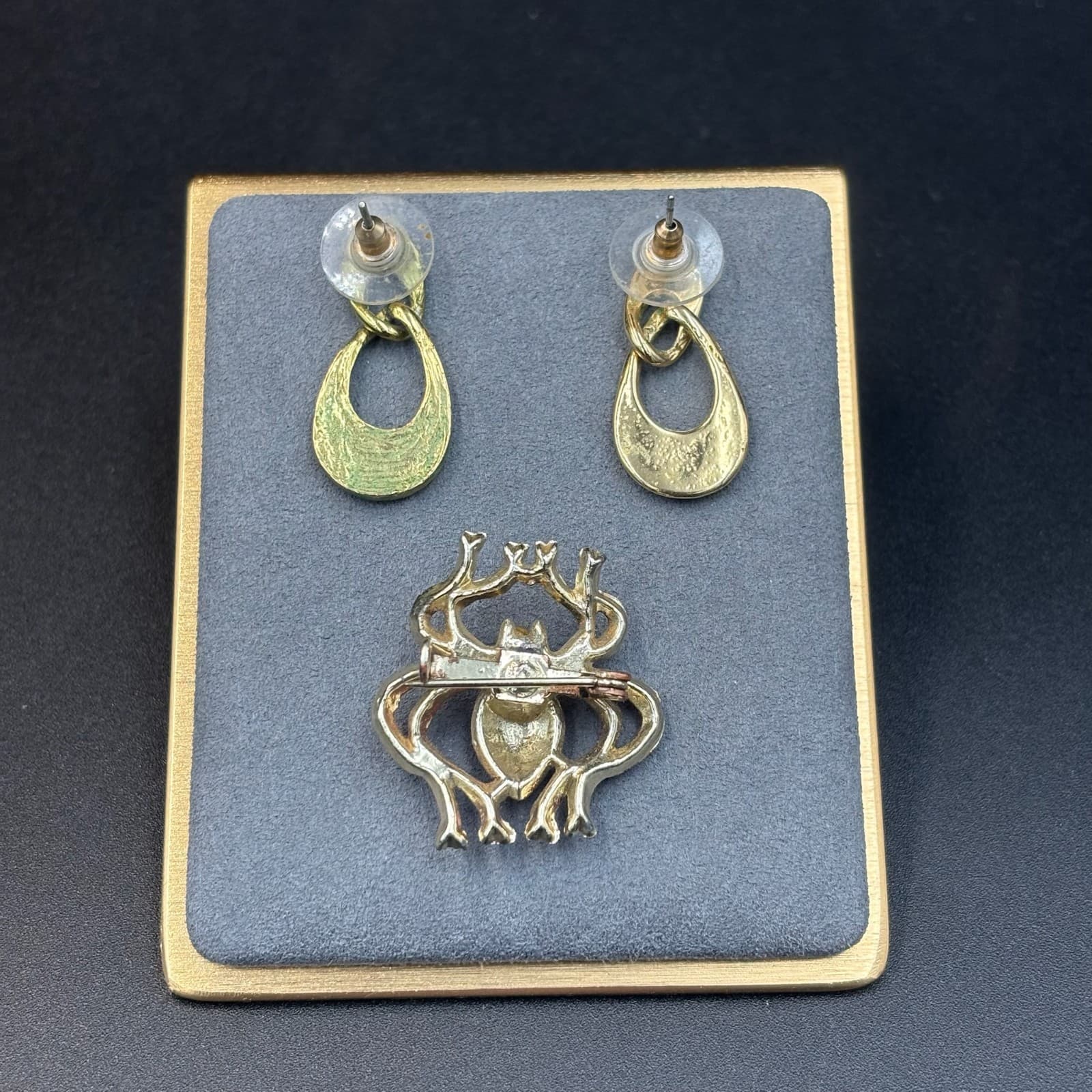 Vintage VTG Gold Tone Spooky Spider Red Enamel Brooch Set with Clip Doorknocker - Thumbnail 7