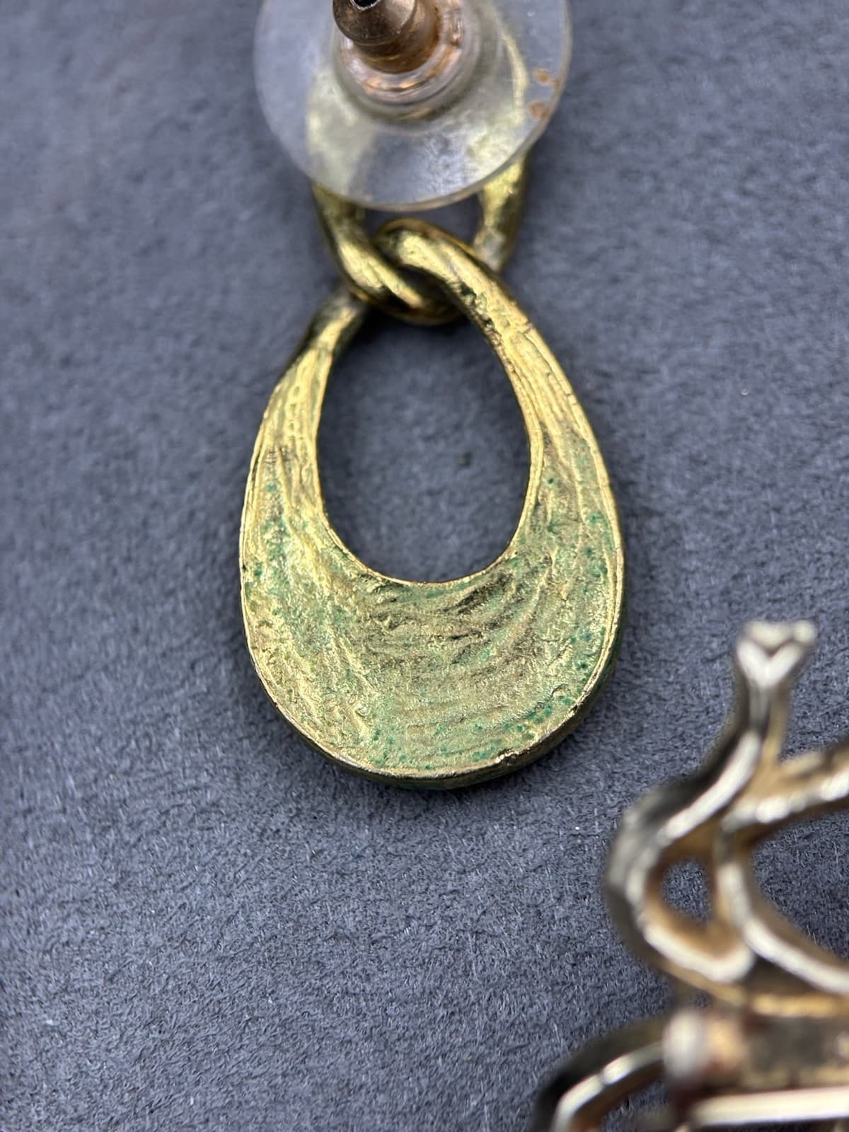 Vintage VTG Gold Tone Spooky Spider Red Enamel Brooch Set with Clip Doorknocker - Thumbnail 4