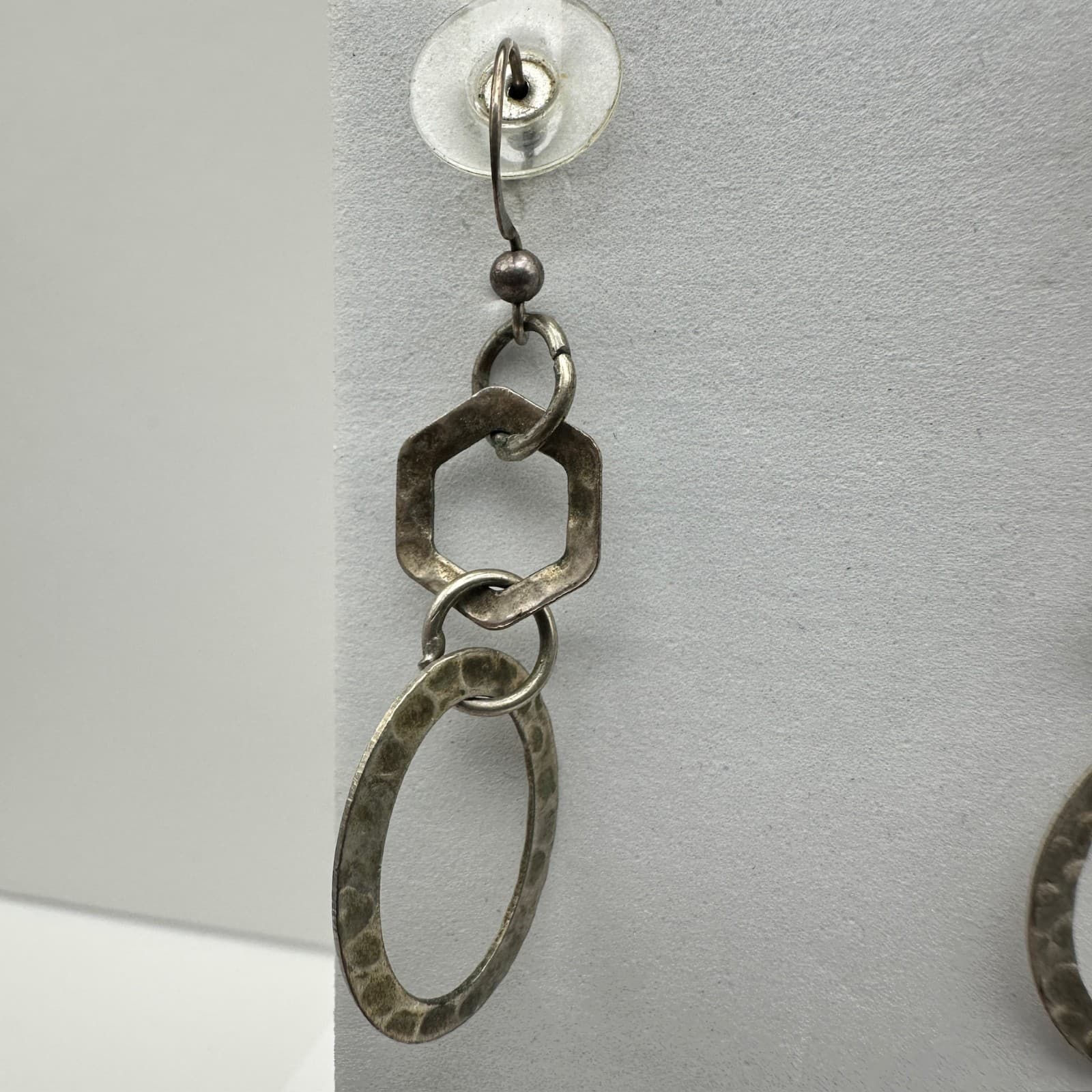 Vintage Y2K Geometric Dangle Earrings Silver Tone Hammered Link Women's Jewelry - Thumbnail 4