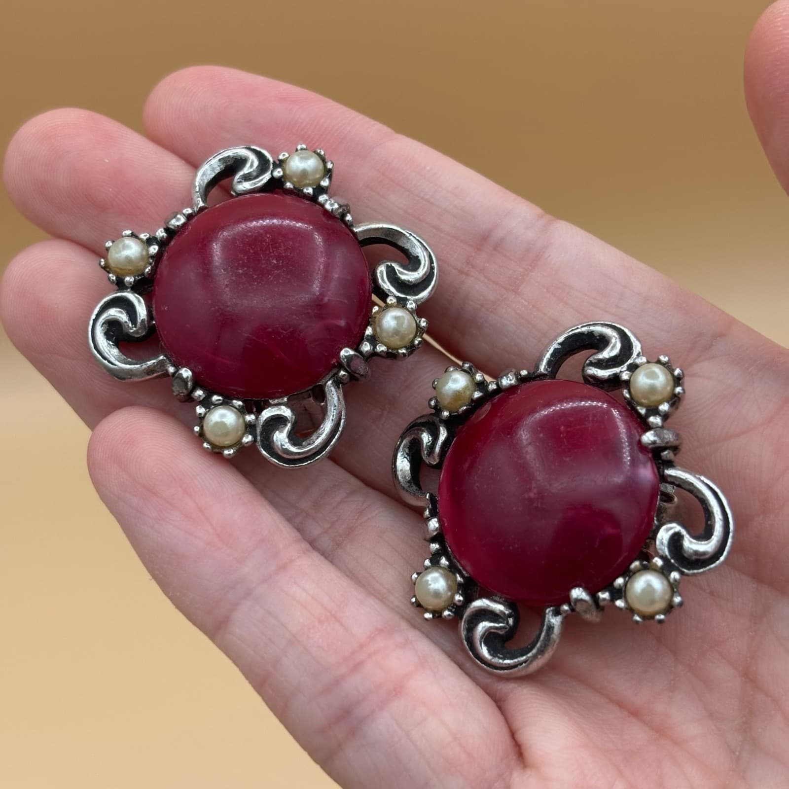 Vintage Maroon Cabochons Marbled Faux Pearls Silver-Tone Finish Earrings - Image 1