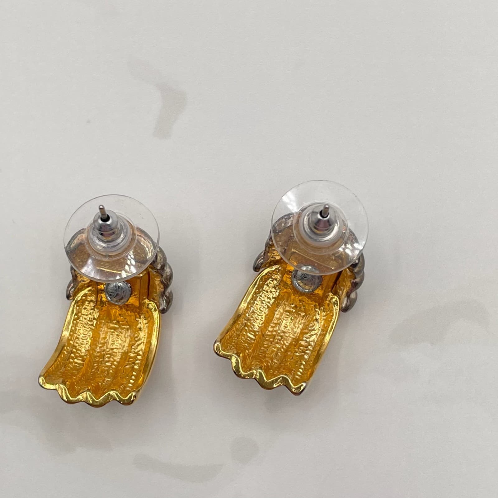Vintage Two-Tone Ribbed Clip-On Earrings Gold & Silver Tone Chunky Hoop Style - Thumbnail 15