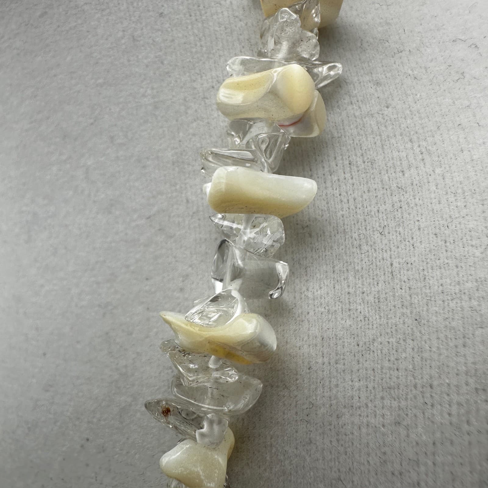 Vintage Y2K Mother of Pearl & Clear Glass Chip Necklace Choker Statement Jewelry - Thumbnail 6