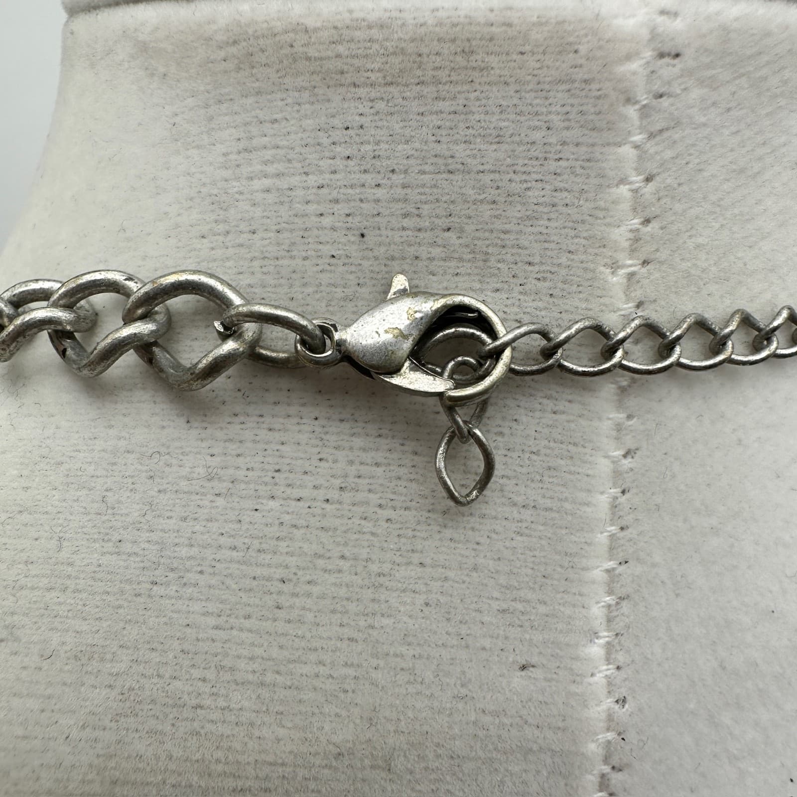 Vintage Skull Cluster Necklace Blue & Cream Bone Beaded Chunky Silver Tone Chain - Thumbnail 7