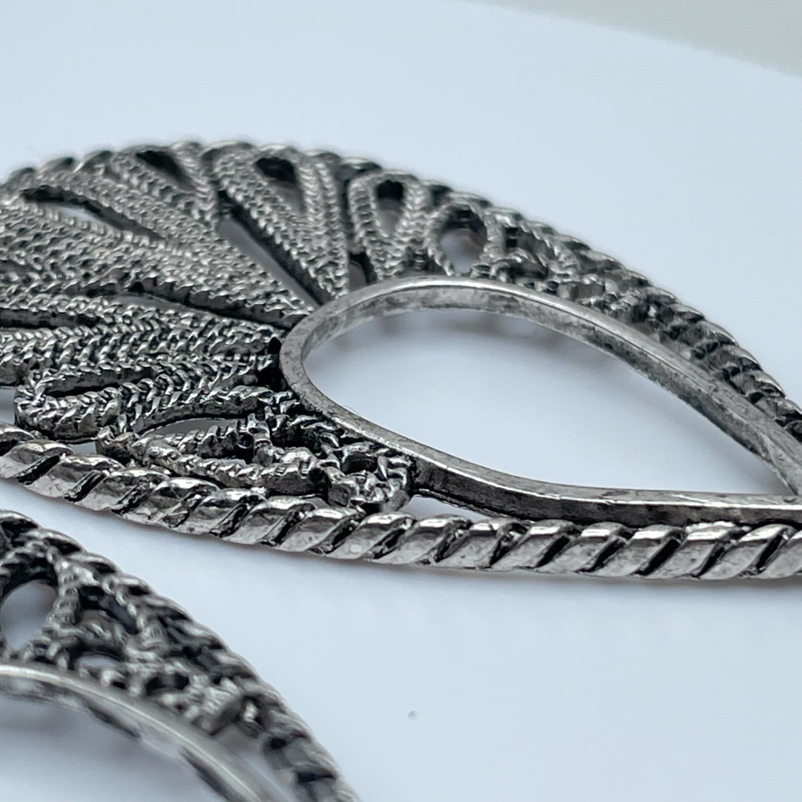 Vintage 90s Silver Tone Filigree Teardrop Dangle Earrings Boho Fashion Jewelry - Thumbnail 12