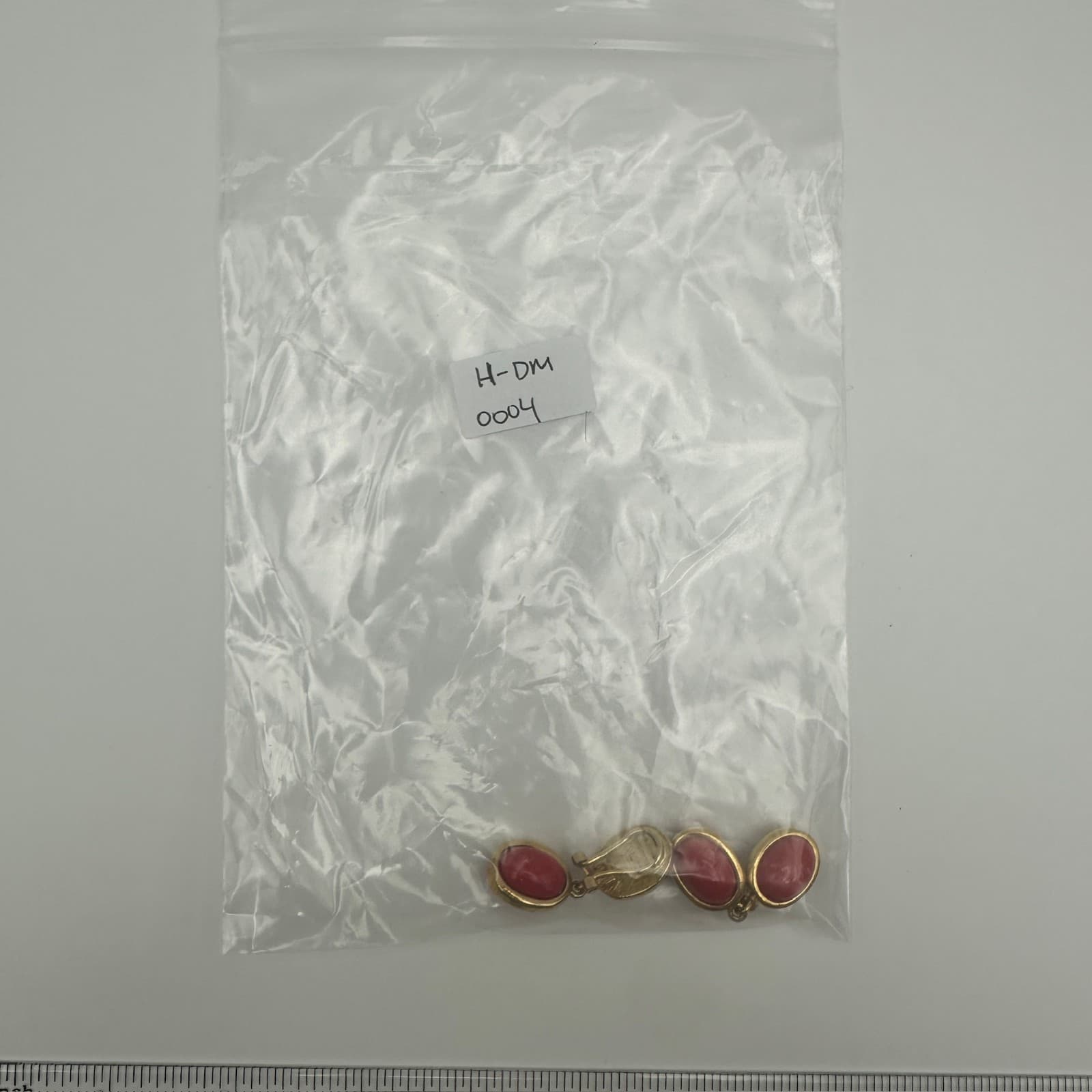 VTG Liz Clairborne 90s Red Dangle Clip On Earrings Cabochon Oval Stone Gold Tone - Thumbnail 8