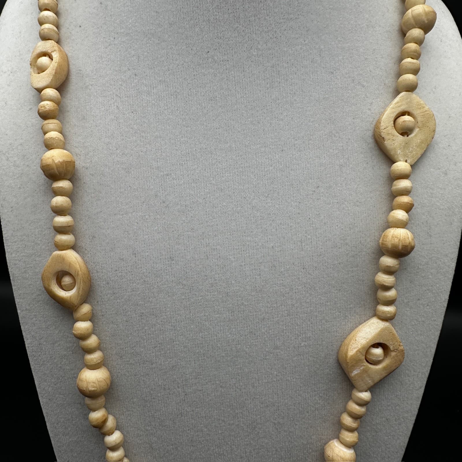 Vintage Boohoo Carved Bead Necklace | Tribal Hippie Style 80s 90s Jewelry - Thumbnail 8