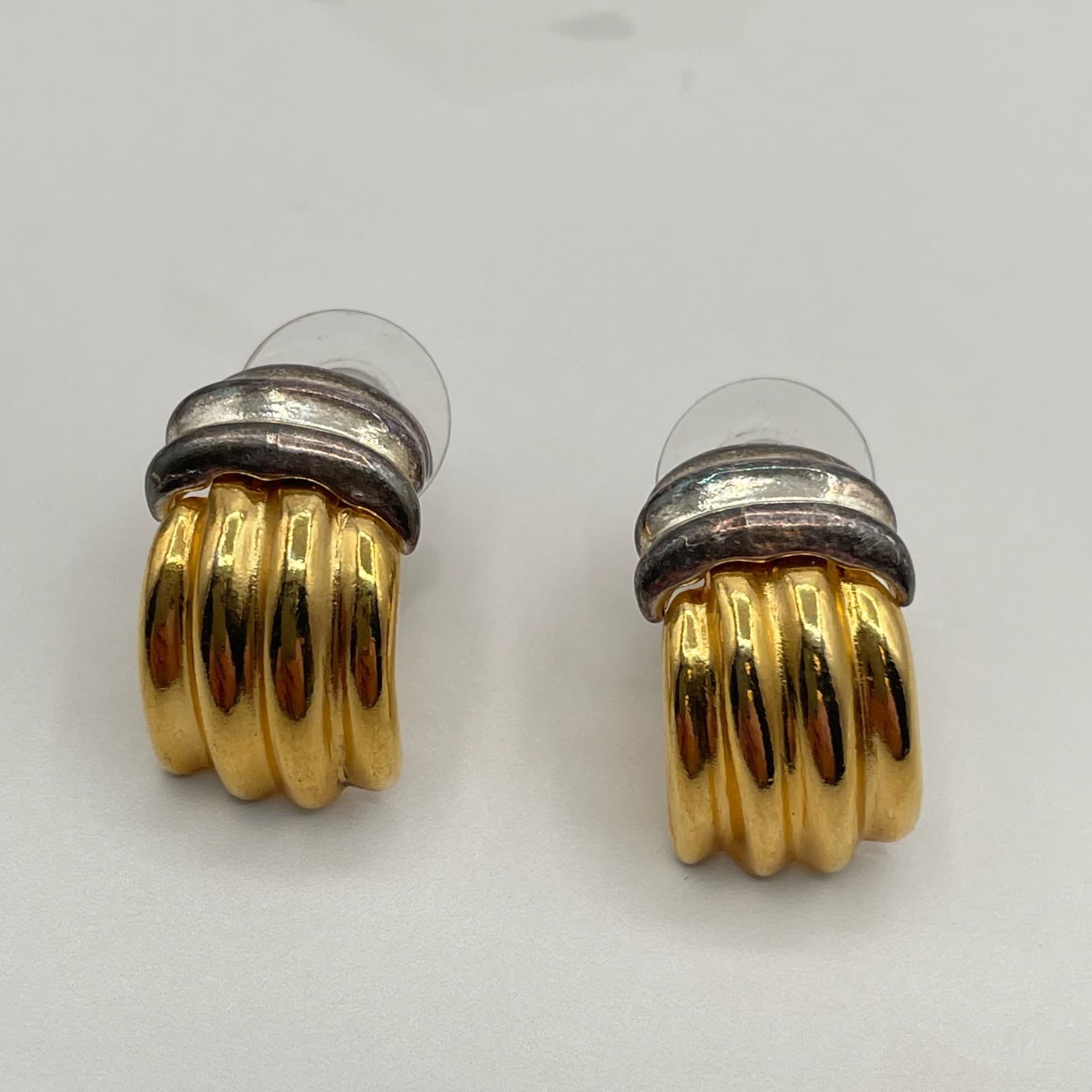 Vintage Two-Tone Ribbed Clip-On Earrings Gold & Silver Tone Chunky Hoop Style - Thumbnail 10