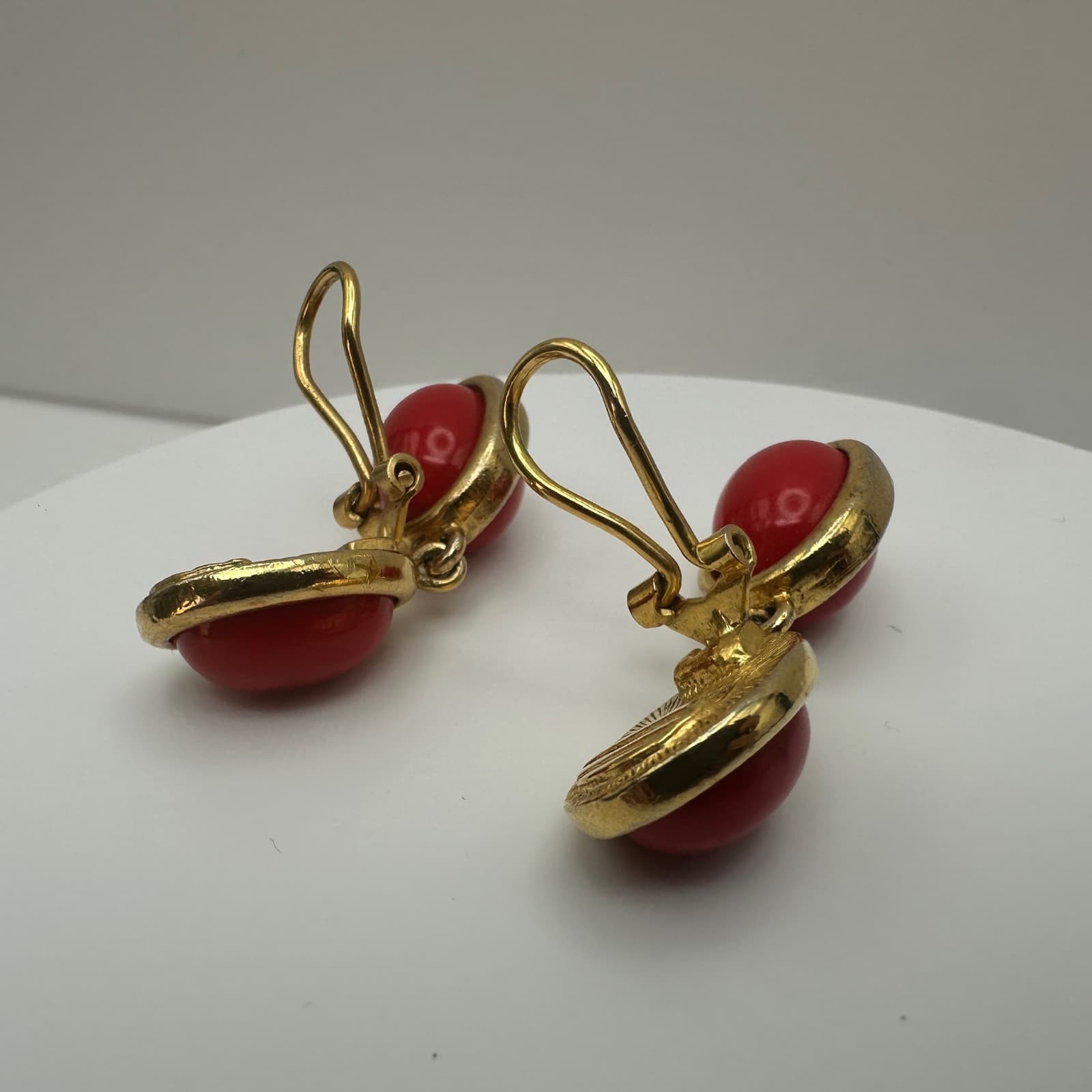VTG Liz Clairborne 90s Red Dangle Clip On Earrings Cabochon Oval Stone Gold Tone - Thumbnail 10