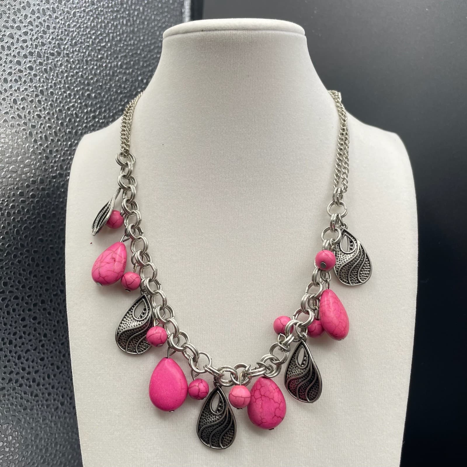 Vintage Teardrops Pink Stones Silver Dangles Adjustable Circle Links Necklace - Thumbnail 2