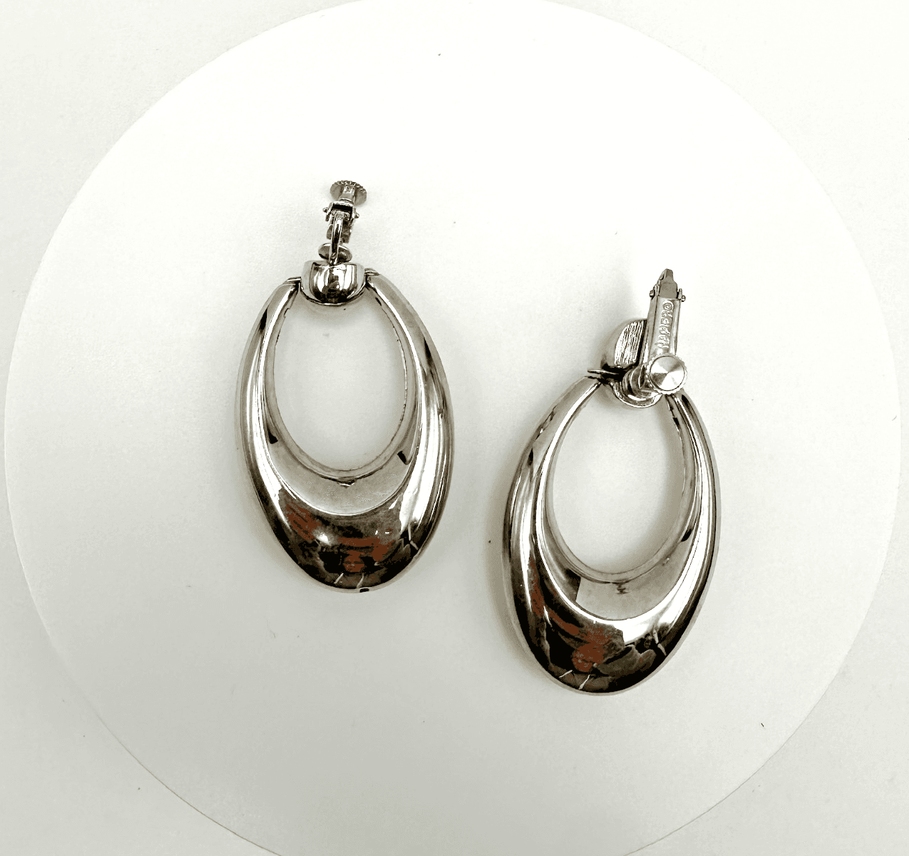 Vintage 90s Silver Tone Polished Oval Dangle Clip-On Earrings Statement Jewelry - Image 1