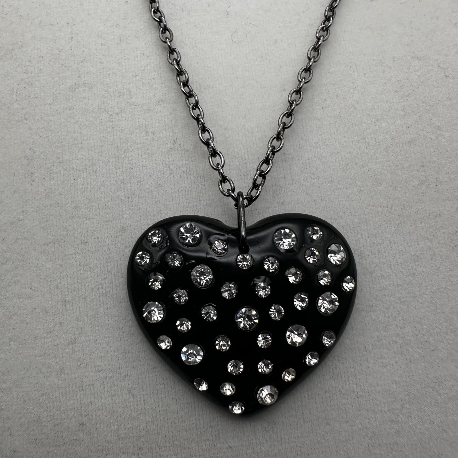 Vintage 90s Black Heart Rhinestone Pendant Necklace Gunmetal Women's Jewelry - Thumbnail 3