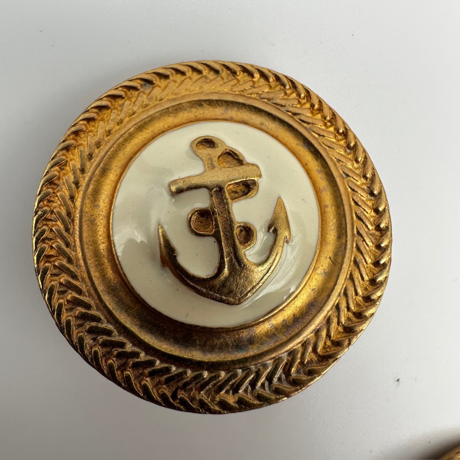 Vintage 90s Gold Tone & White Enamel Anchor Nautical Clip on Earring Jewelry - Thumbnail 3