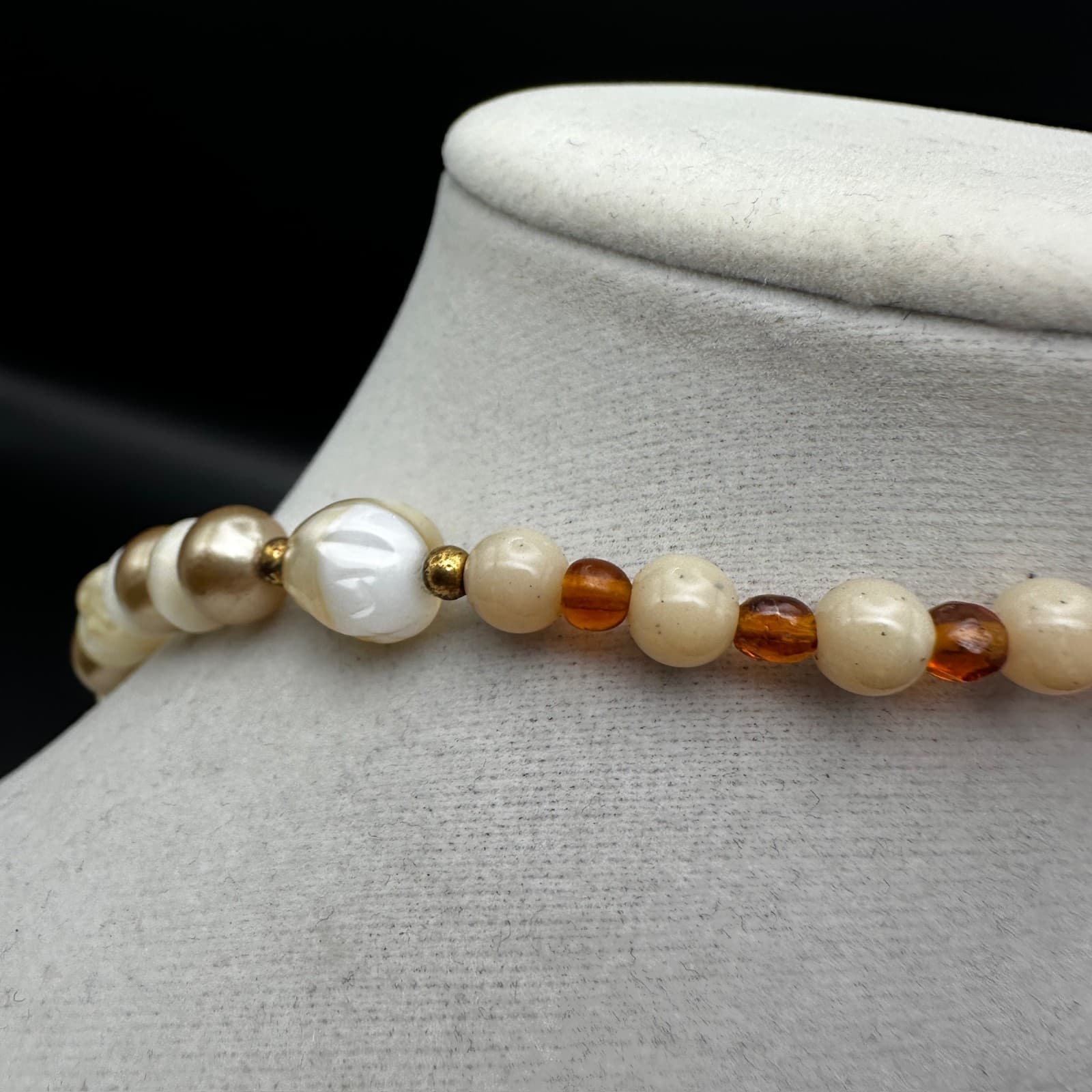 Vintage Ivory & Gold Toned Graduated Faux Pearl Statement Necklace 80s Jewelry - Thumbnail 8