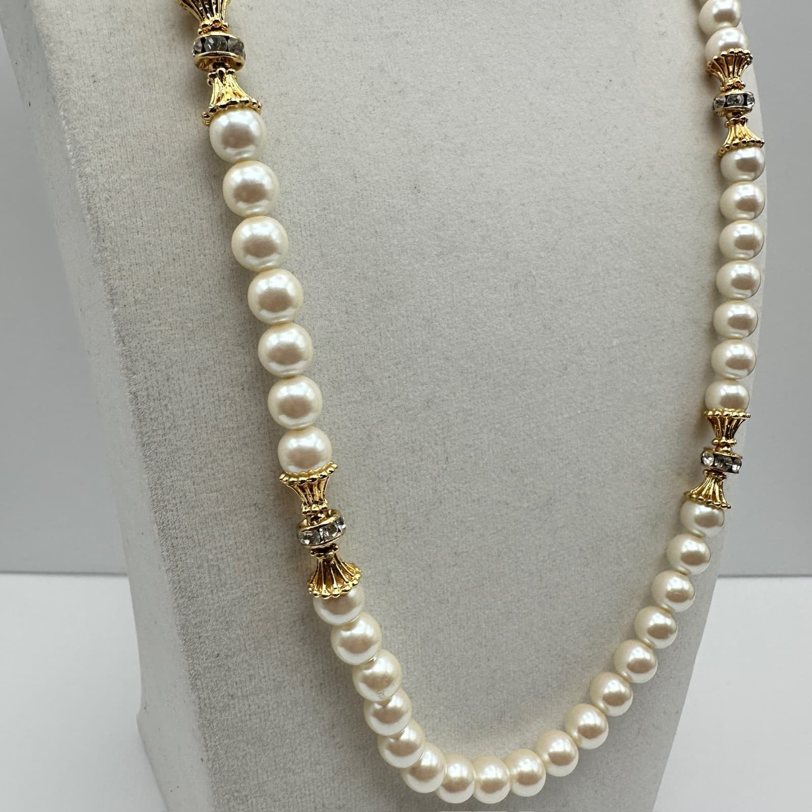 Vintage Faux Pearl Gold Tone Decorative Spacer Zirconia Bead Necklace Jewelry - Thumbnail 2