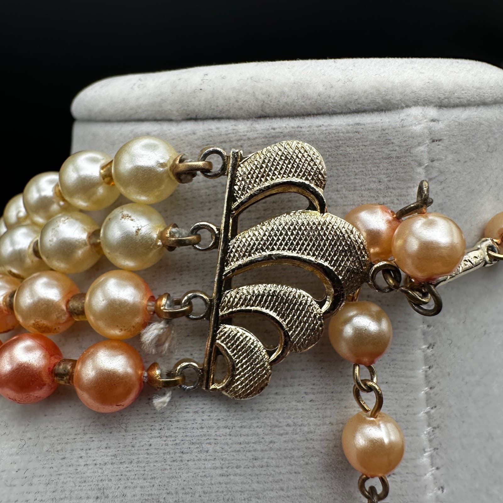 Vintage 90s Necklace 5-strand orange and cream faux pearl & faceted bead Jewelry - Thumbnail 7