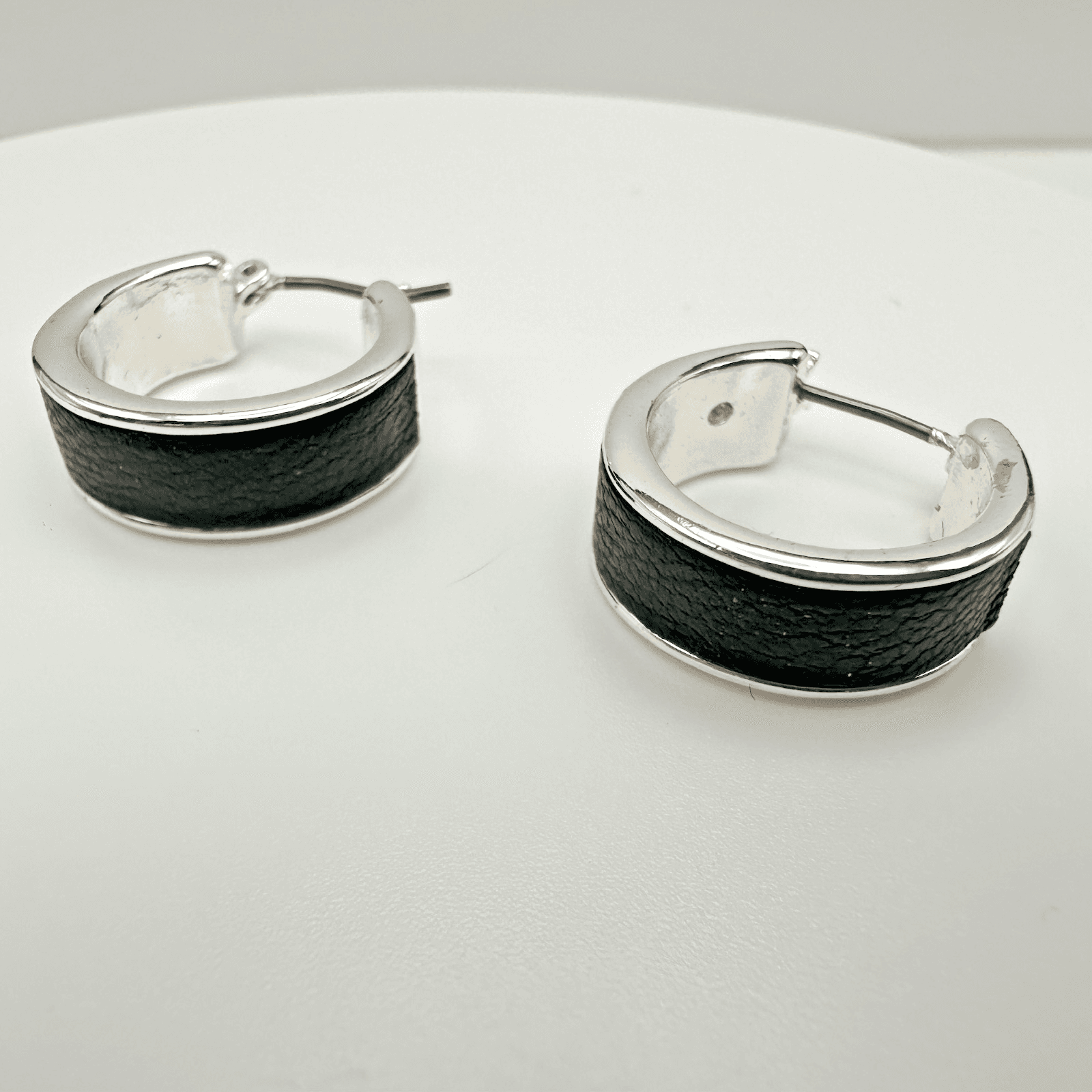 Vintage 90s Wide Hoop Earrings Silver Tone Black Leatherette Accent Women's - Image 1